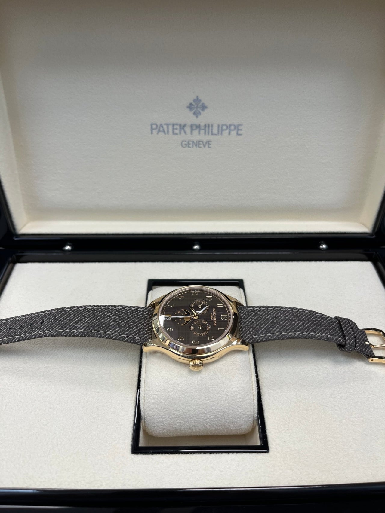 Patek Philippe Complications New 2025 Release 4946R - 001 Complications Chestnut Dial Rose Gold - WatchesOff5thWatch