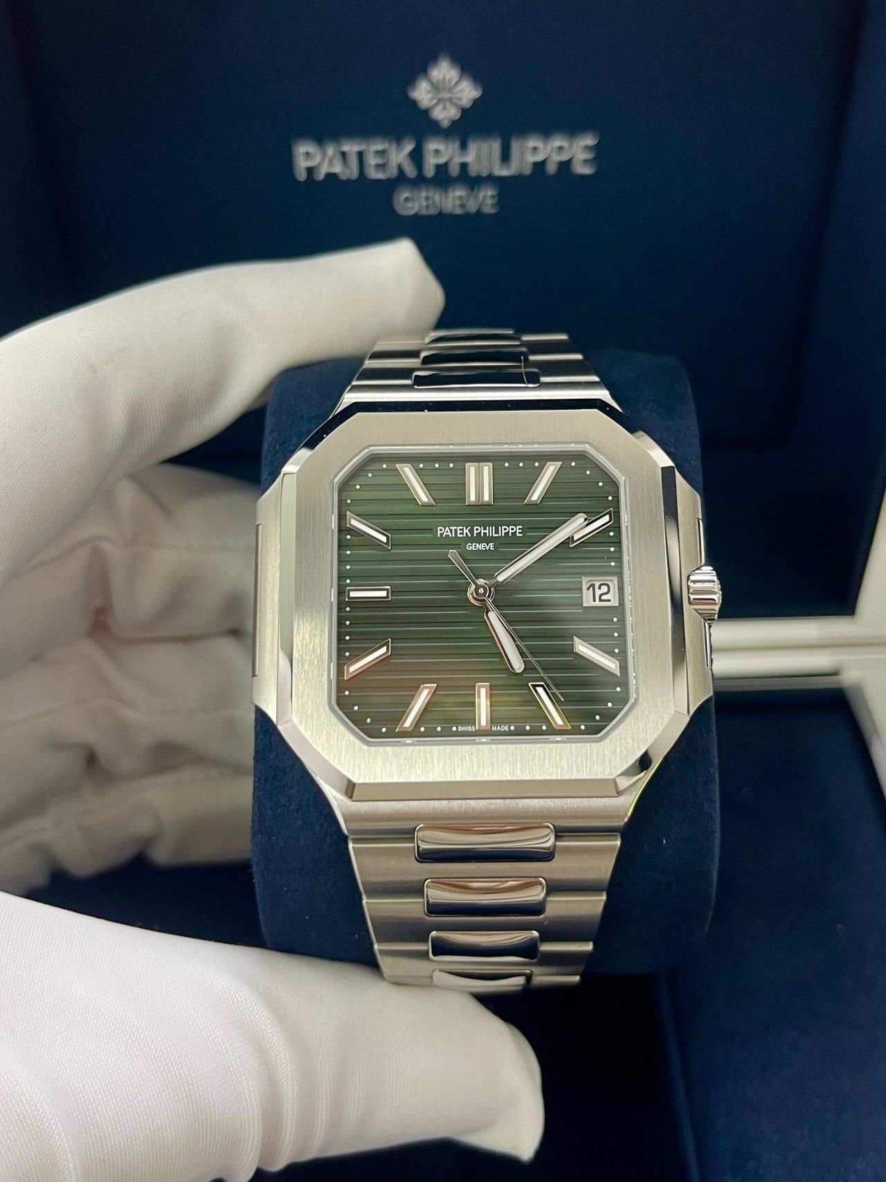 Patek Philippe Cubitus Green Dial 5821/1A - WatchesOff5thWatch