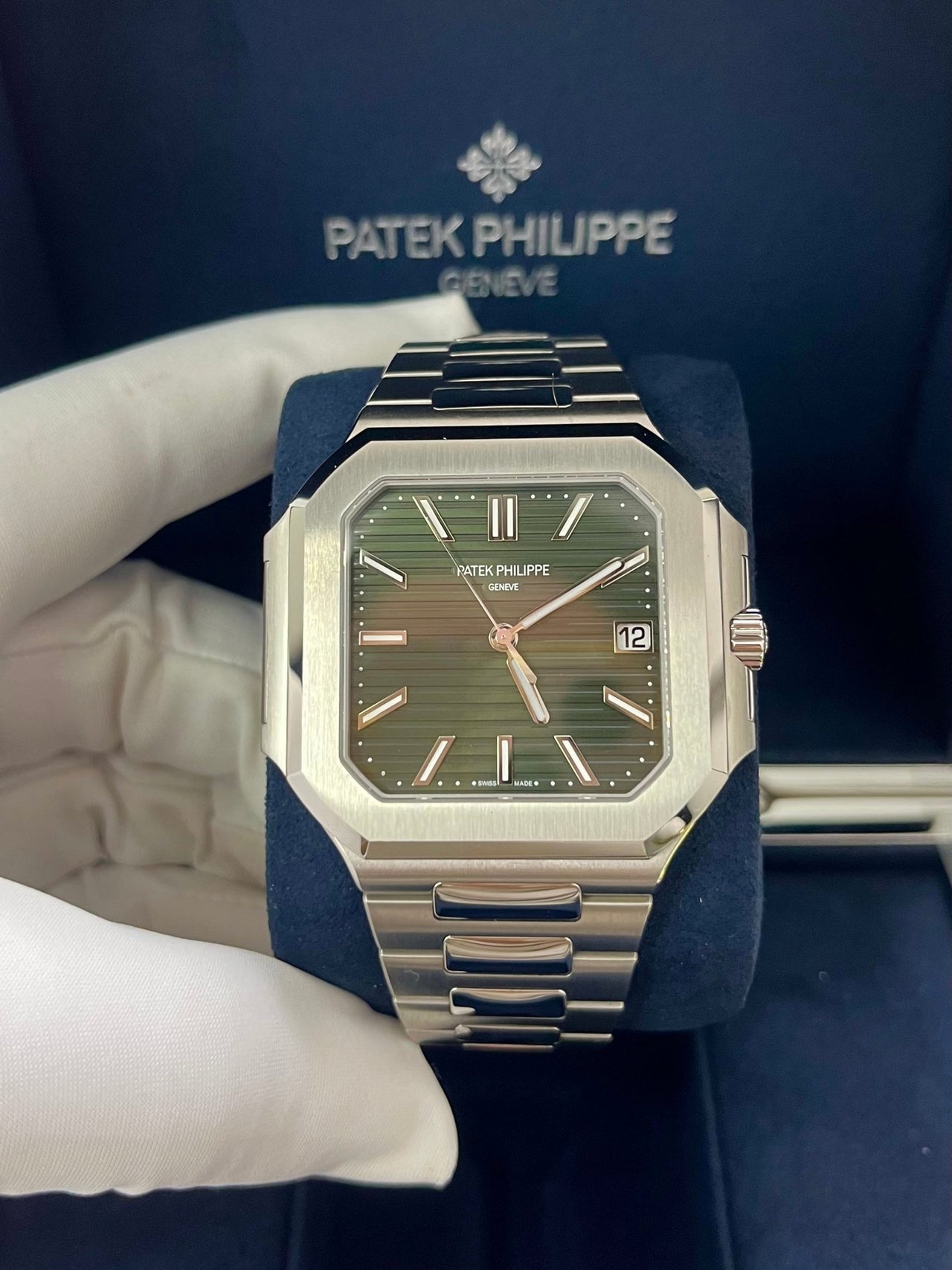 Patek Philippe Cubitus Green Dial 5821/1A - WatchesOff5thWatch