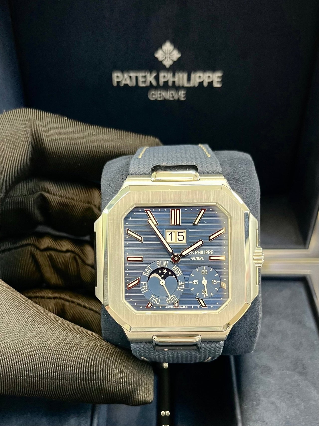 Patek Philippe Cubitus Platinum Case Sunburst Blue Dial 5822P - 001 - WatchesOff5thWatch