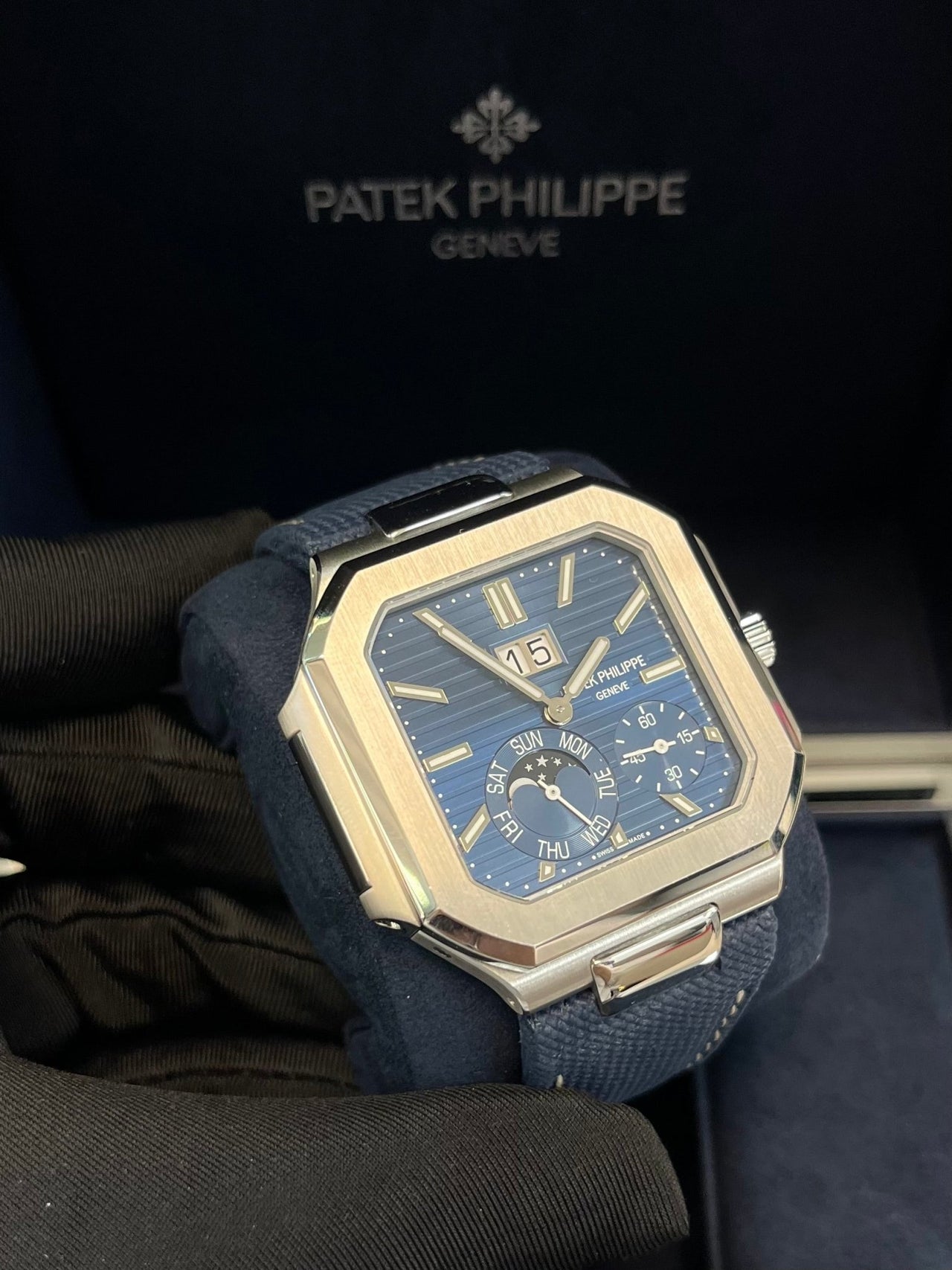 Patek Philippe Cubitus Platinum Case Sunburst Blue Dial 5822P - 001 - WatchesOff5thWatch