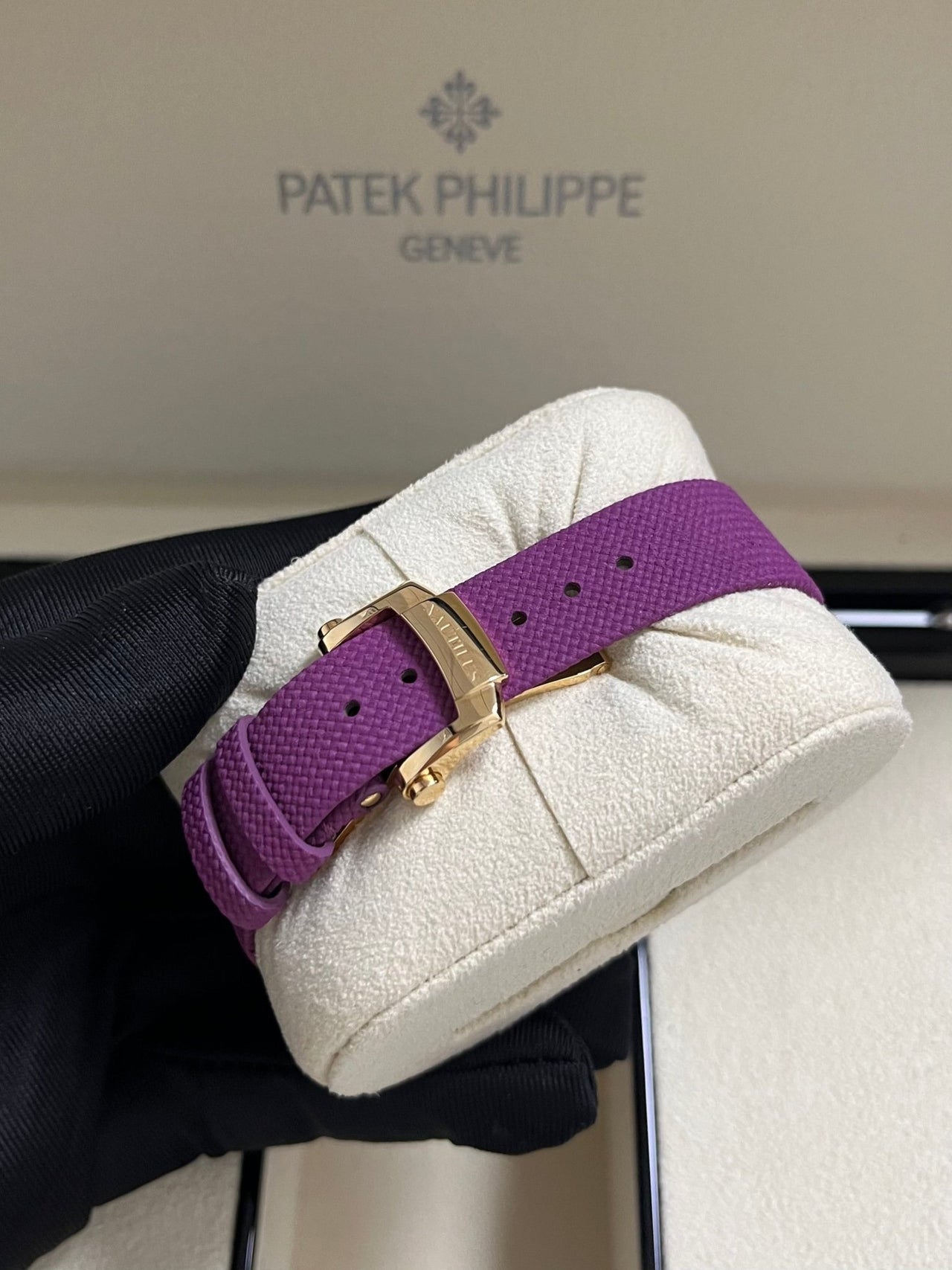 Patek Philippe Nautilus 32mm Diamond Bezel Rose Gold Purple Wave Dial 7010R - 013 - WatchesOff5th