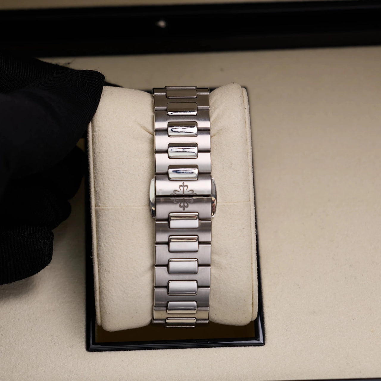 Patek Philippe Nautilus 35.2mm Stainless Steel Blue TIFFANY Dial Fixed Bezel Steel Bracelet (Ref 7118/1A-001) - WatchesOff5thWatch