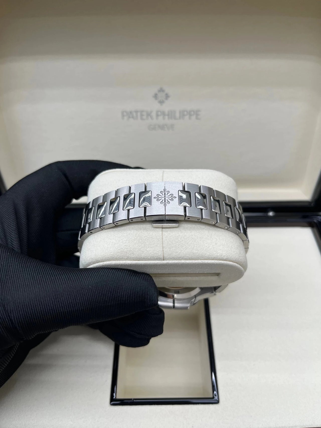 Patek Philippe Nautilus 40 mm Steel Nautilus Travel Time Chronograph Blue Dial 5990/1A - 011 - WatchesOff5thWatch