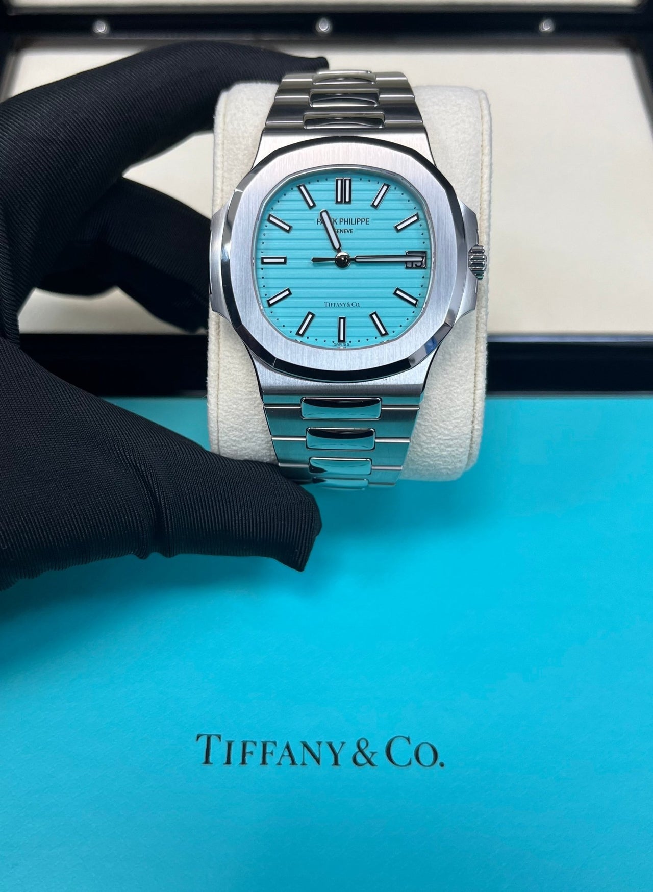 Patek Philippe Nautilus 5711/1A - 018 'Tiffany & Co.' Blue Dial - WatchesOff5thWatch