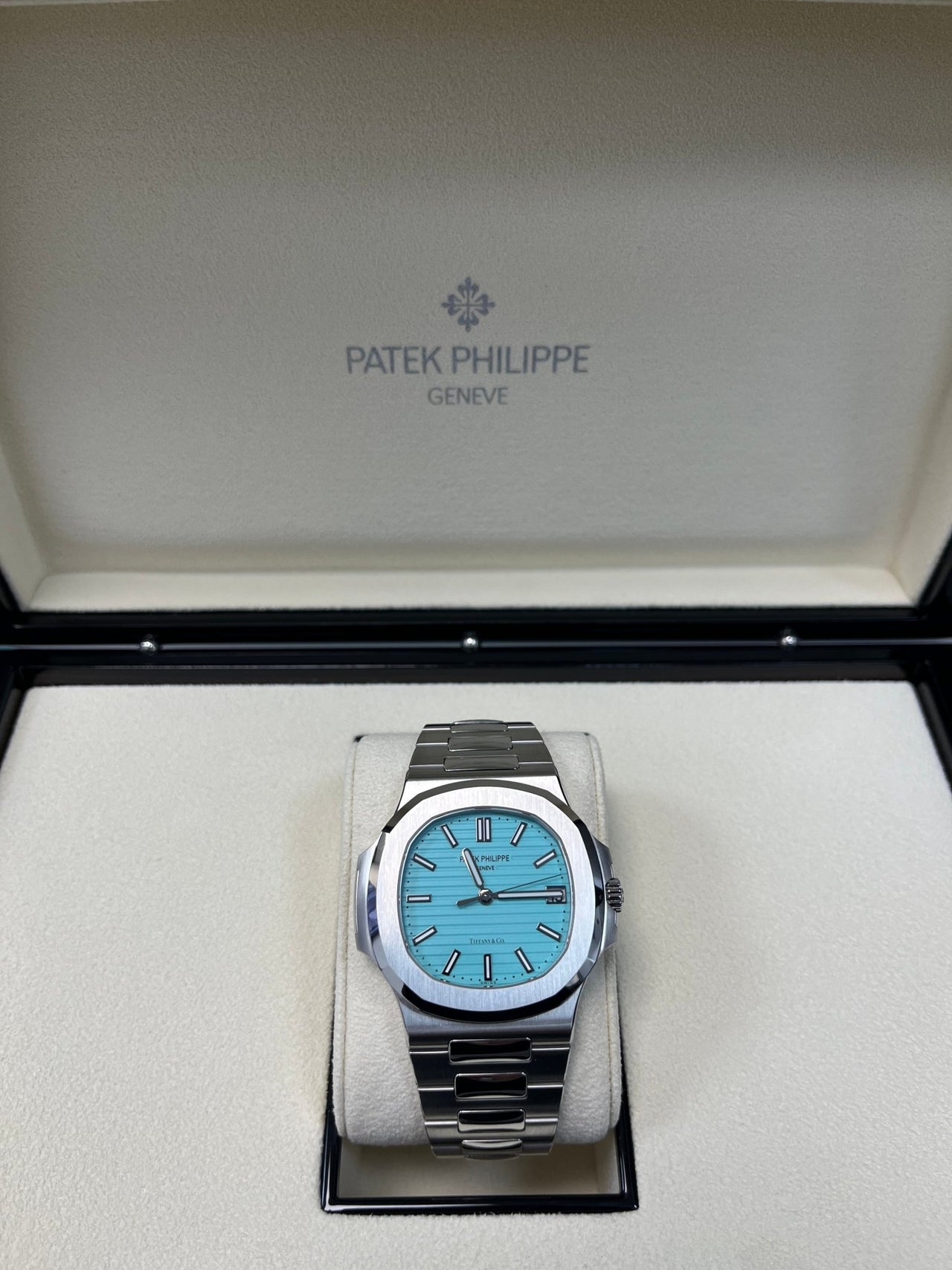 Patek Philippe Nautilus 5711/1A - 018 'Tiffany & Co.' Blue Dial - WatchesOff5thWatch