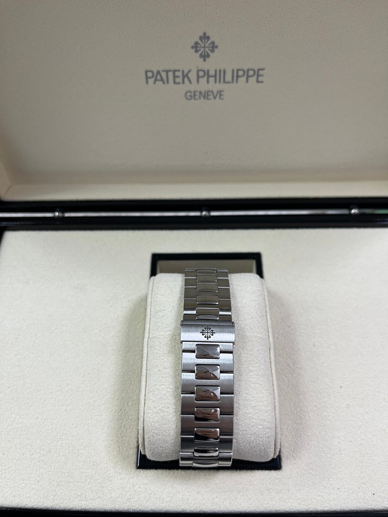 Patek Philippe Nautilus Chronograph REF 5980/1A - 001 - WatchesOff5th