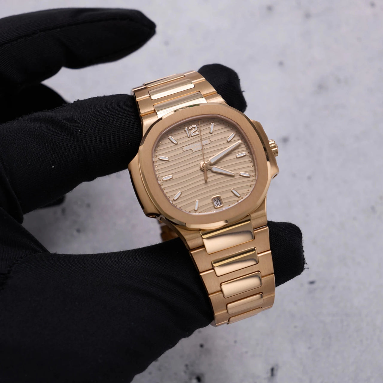 Patek Philippe Nautilus Ladies Automatic - 35.2 mm - Rose Gold - Golden Brown Opaline Dial 7118/1R-010 - WatchesOff5thWatch