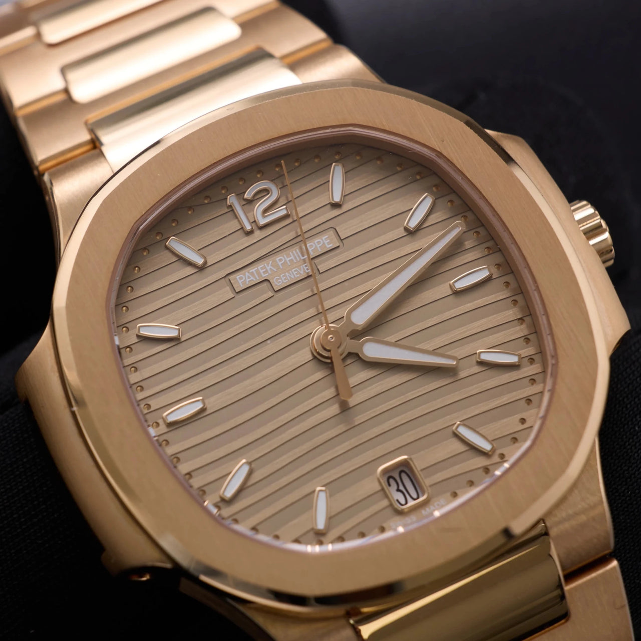 Patek Philippe Nautilus Ladies Automatic - 35.2 mm - Rose Gold - Golden Brown Opaline Dial 7118/1R-010 - WatchesOff5thWatch