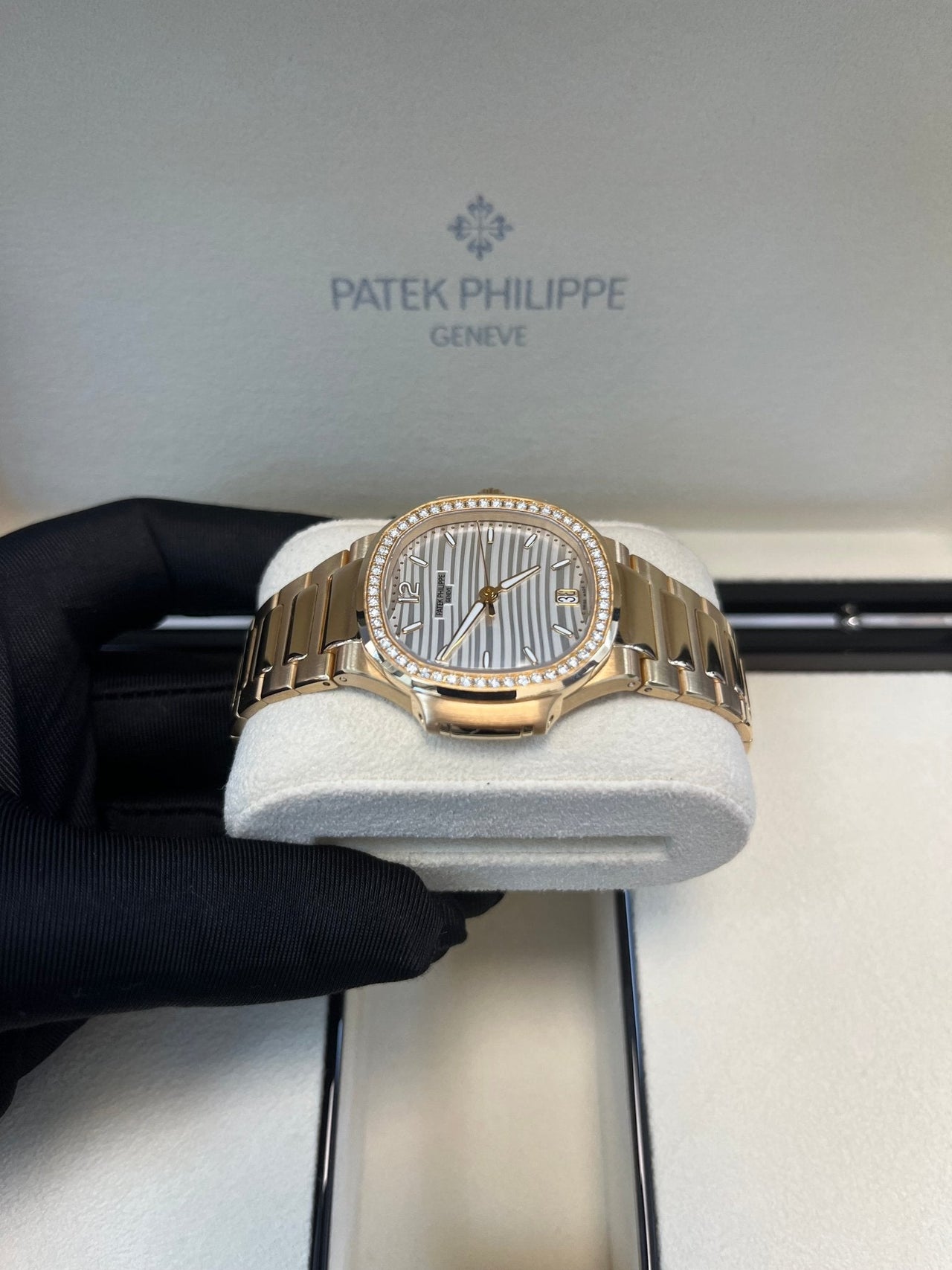 Patek Philippe Nautilus Ladies Rose Gold Nautilus White Dial Diamond Bezel 7118/1200R - 001 - WatchesOff5thWatch
