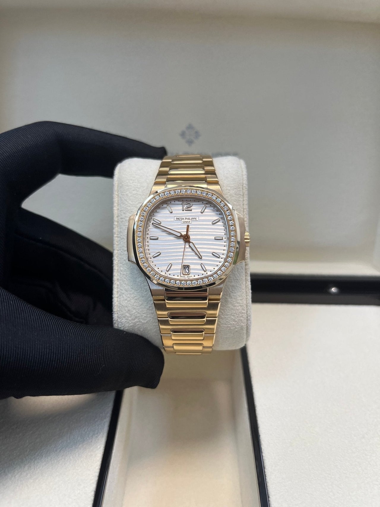 Patek Philippe Nautilus Ladies Rose Gold Nautilus White Dial Diamond Bezel 7118/1200R - 001 - WatchesOff5thWatch
