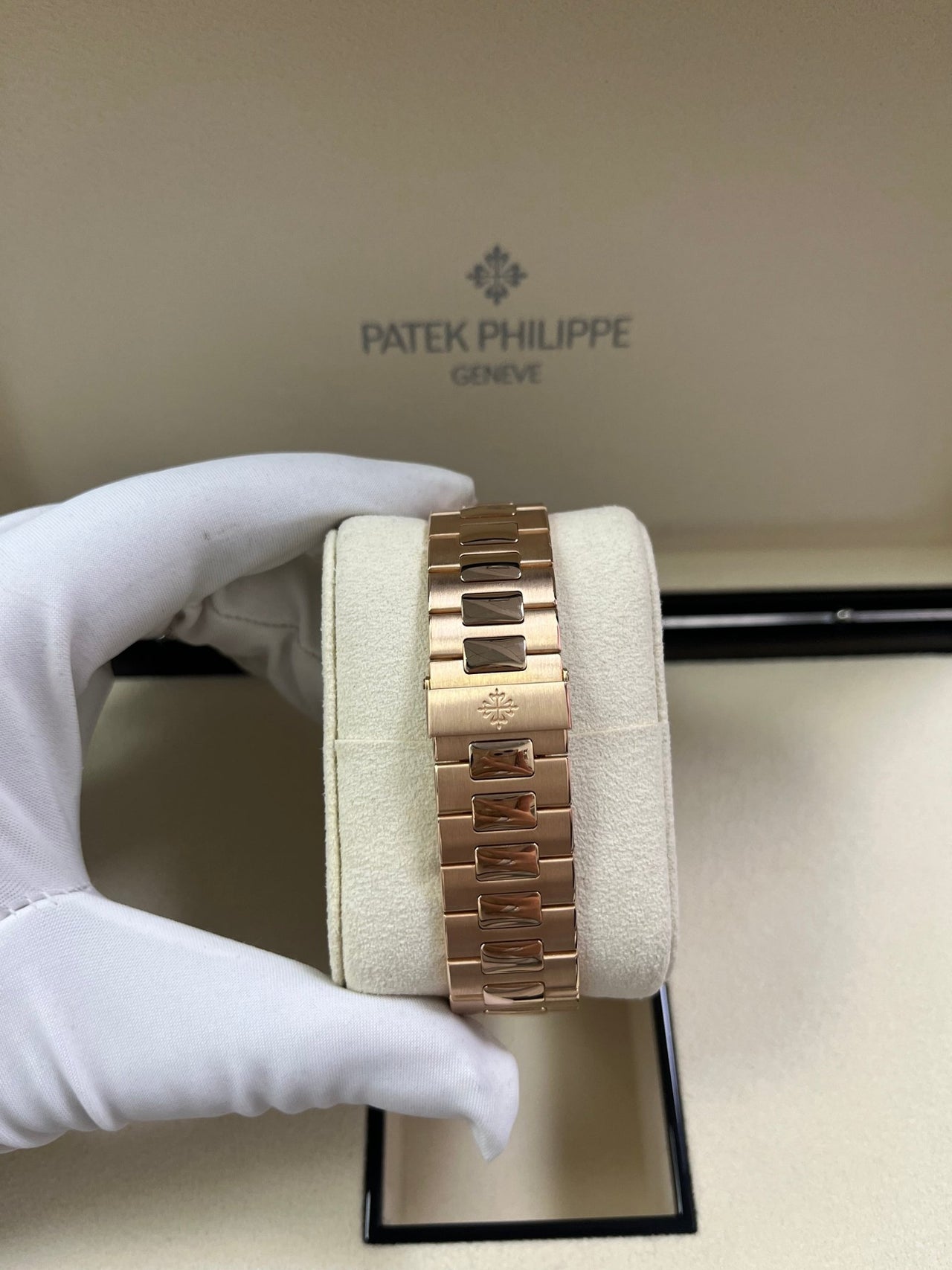 Patek Philippe Nautilus Rose Gold/ Black Gradient Dial (Ref#5980/1R - 001) - WatchesOff5thWatch