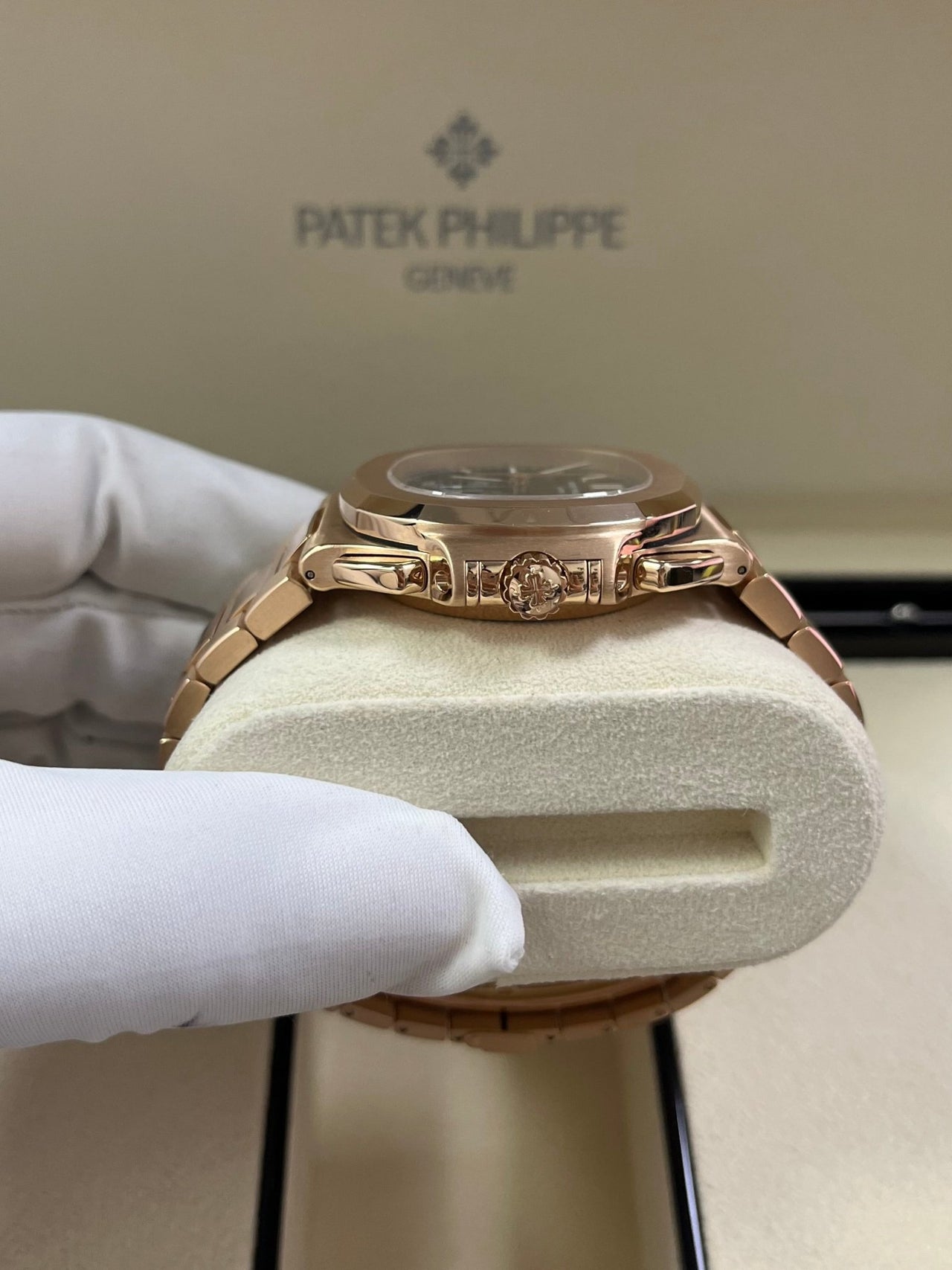 Patek Philippe Nautilus Rose Gold/ Black Gradient Dial (Ref#5980/1R - 001) - WatchesOff5thWatch