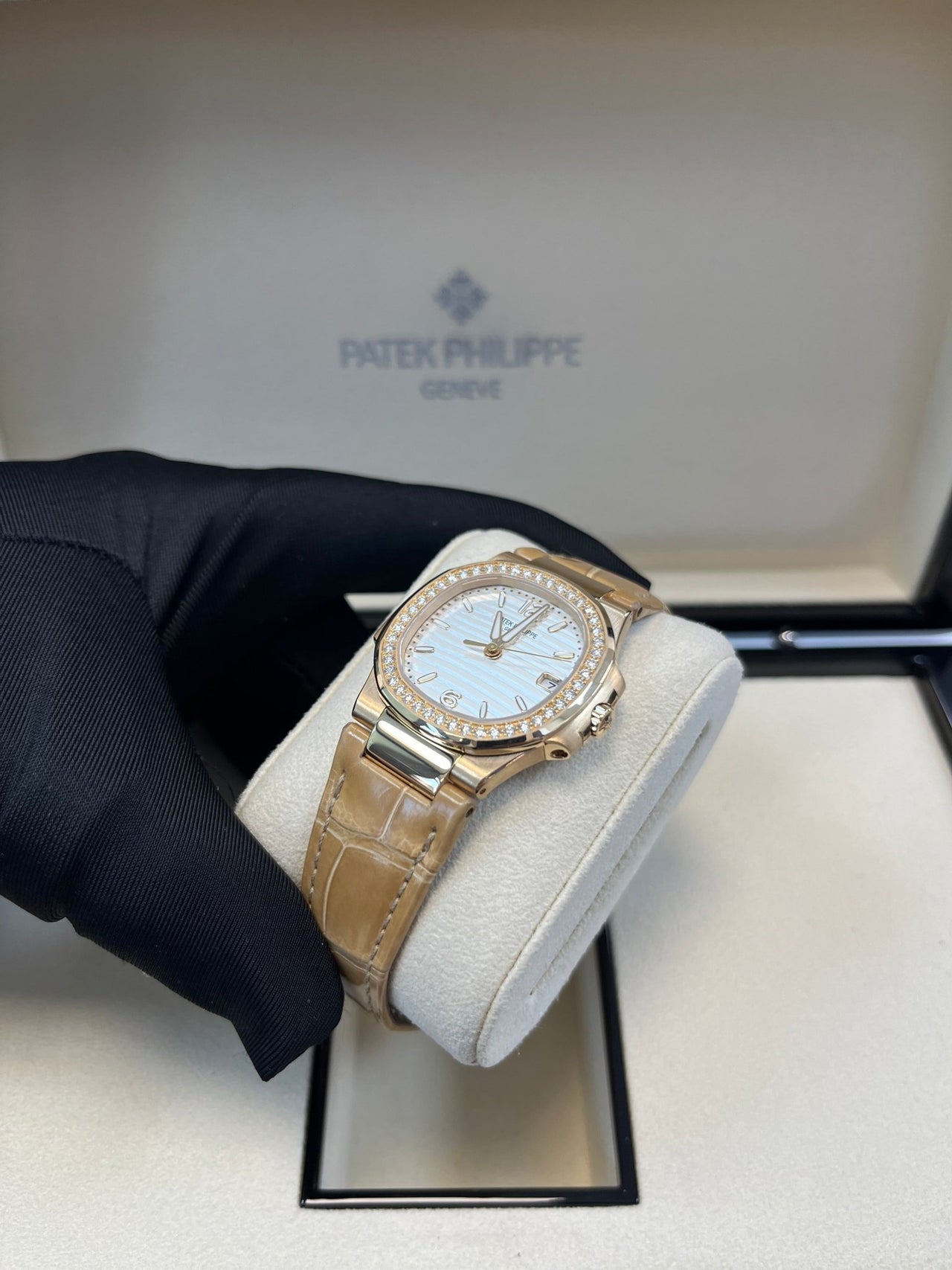 Patek Philippe Nautilus Rose Gold Nautilus Quartz 32mm 7010R - 011 - WatchesOff5th