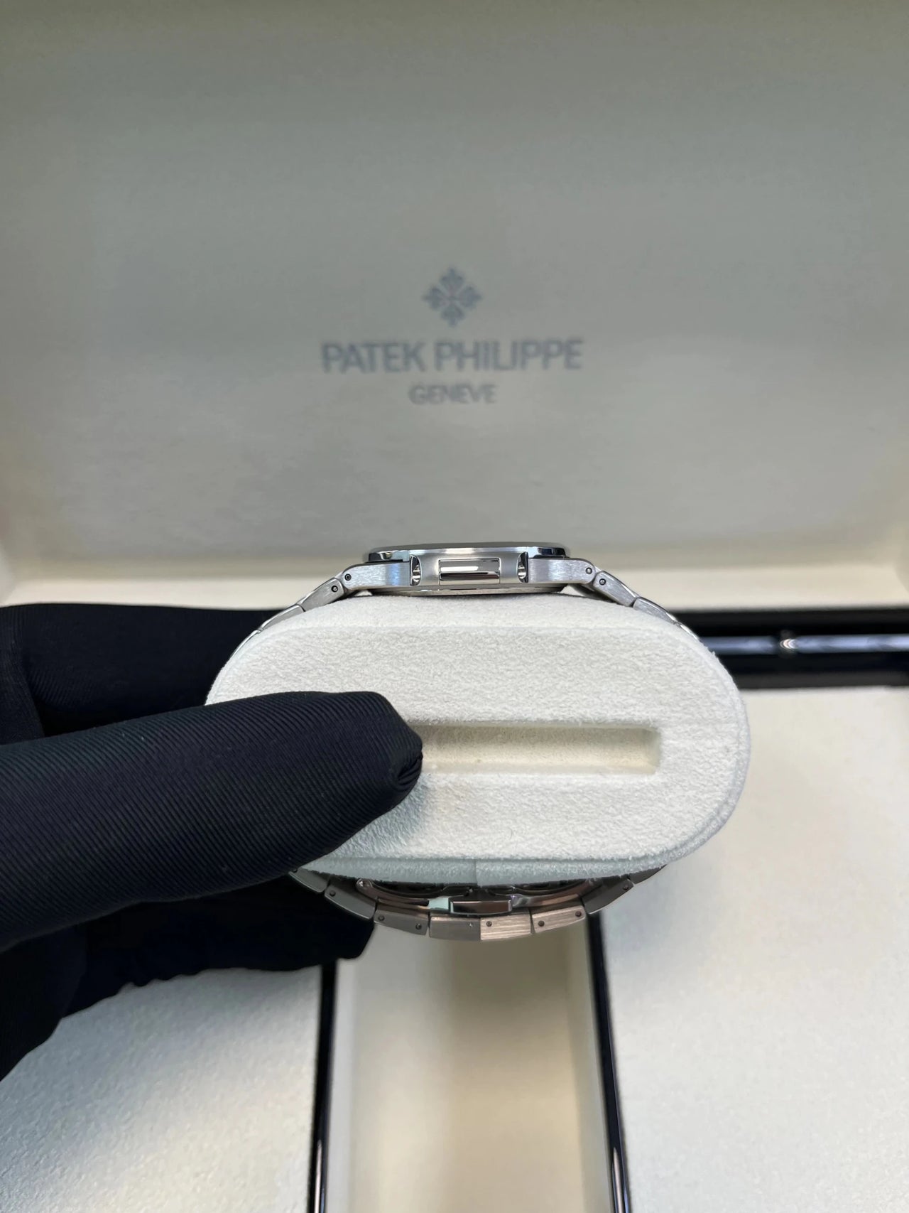 Patek Philippe Nautilus White Gold 7010/1G - 013 - WatchesOff5thWatch