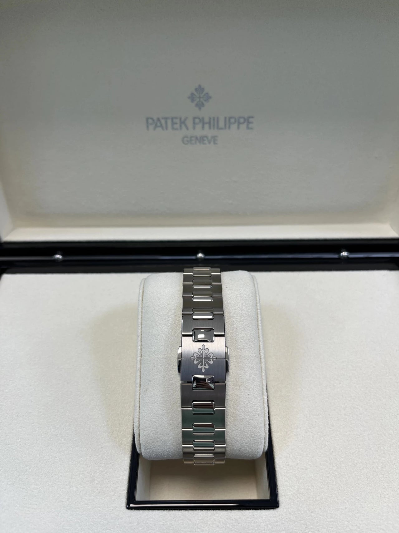 Patek Philippe Nautilus White Gold 7010/1G - 013 - WatchesOff5thWatch