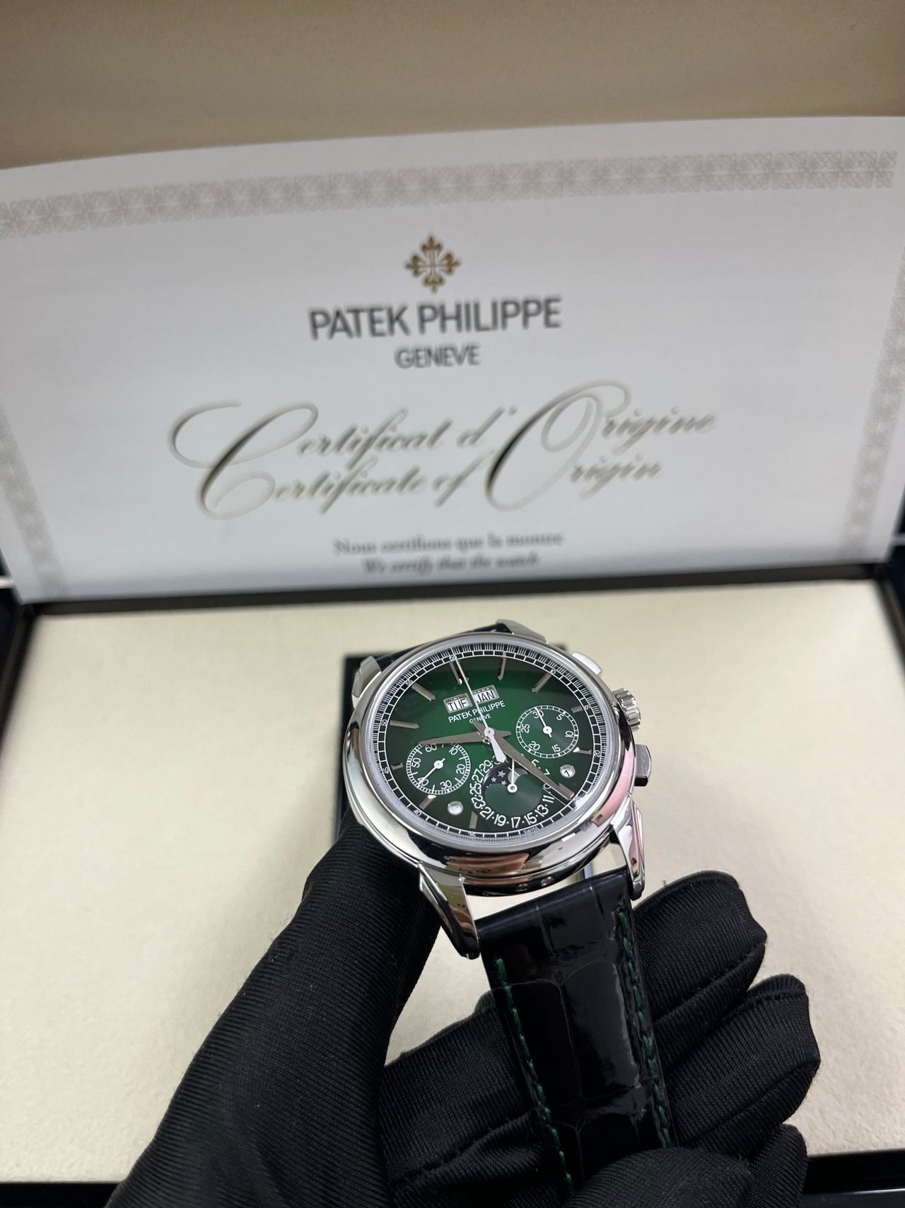 Patek Philippe Perpetual Calendar Chronograph Grand Complications Platinum Green Dial 5270P-0014 - WatchesOff5thWatch