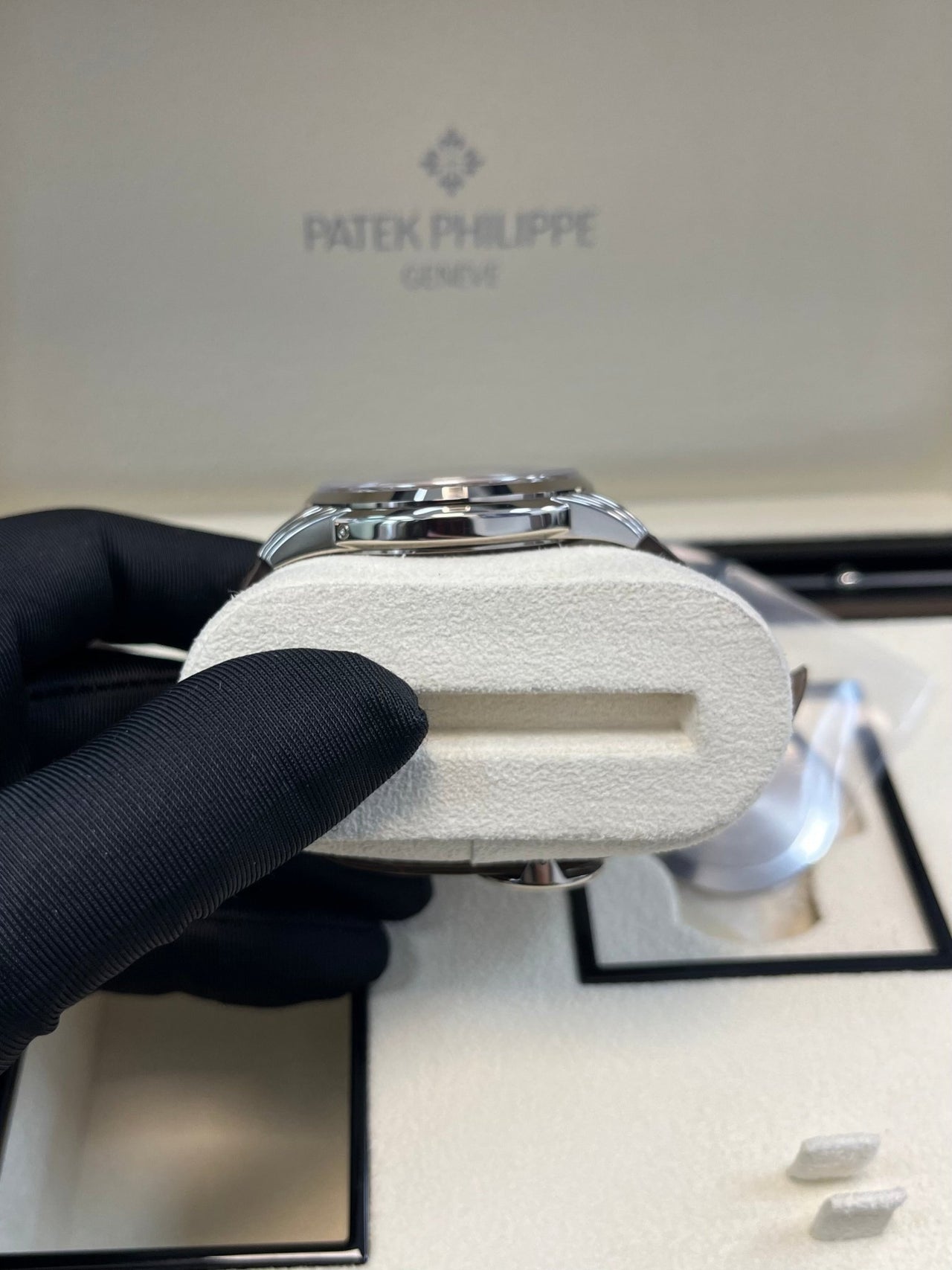 Patek Philippe Perpetual Calendar Grand Complications Salmon Dial Perpetual Calendar (Reference # 5320G) - WatchesOff5thWatch