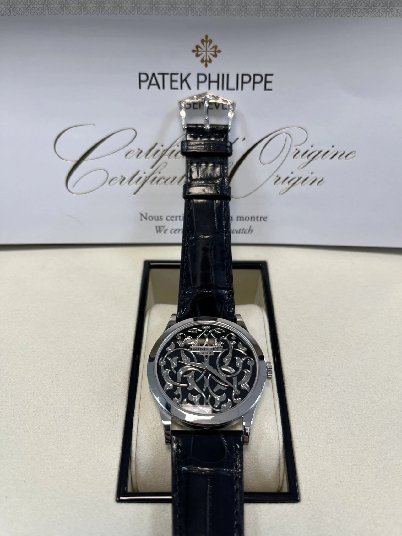 Patek Philippe Selfwinding Calatrava Platinum Handengraved Black Enamel 5088/100p - 001 Calatrava - WatchesOff5thWatch