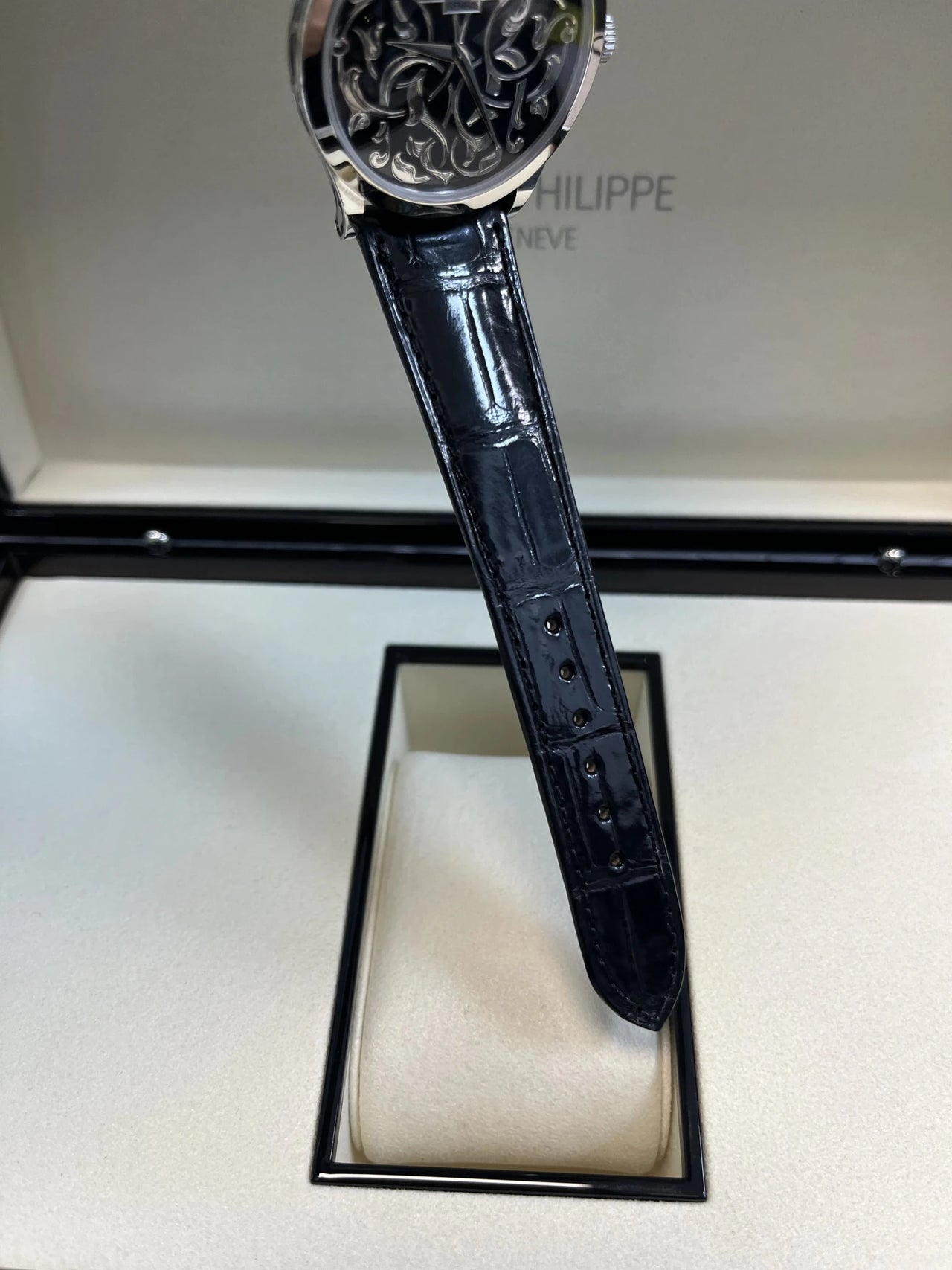 Patek Philippe Selfwinding Calatrava Platinum Handengraved Black Enamel 5088/100p - 001 Calatrava - WatchesOff5thWatch