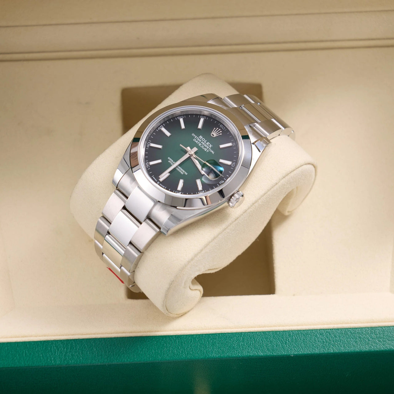 Rolex Datejust 41mm Oystersteel Green Ombré Dial Smooth Bezel Oyster Bracelet 2026 New Release (Ref 126300) - WatchesOff5thWatch