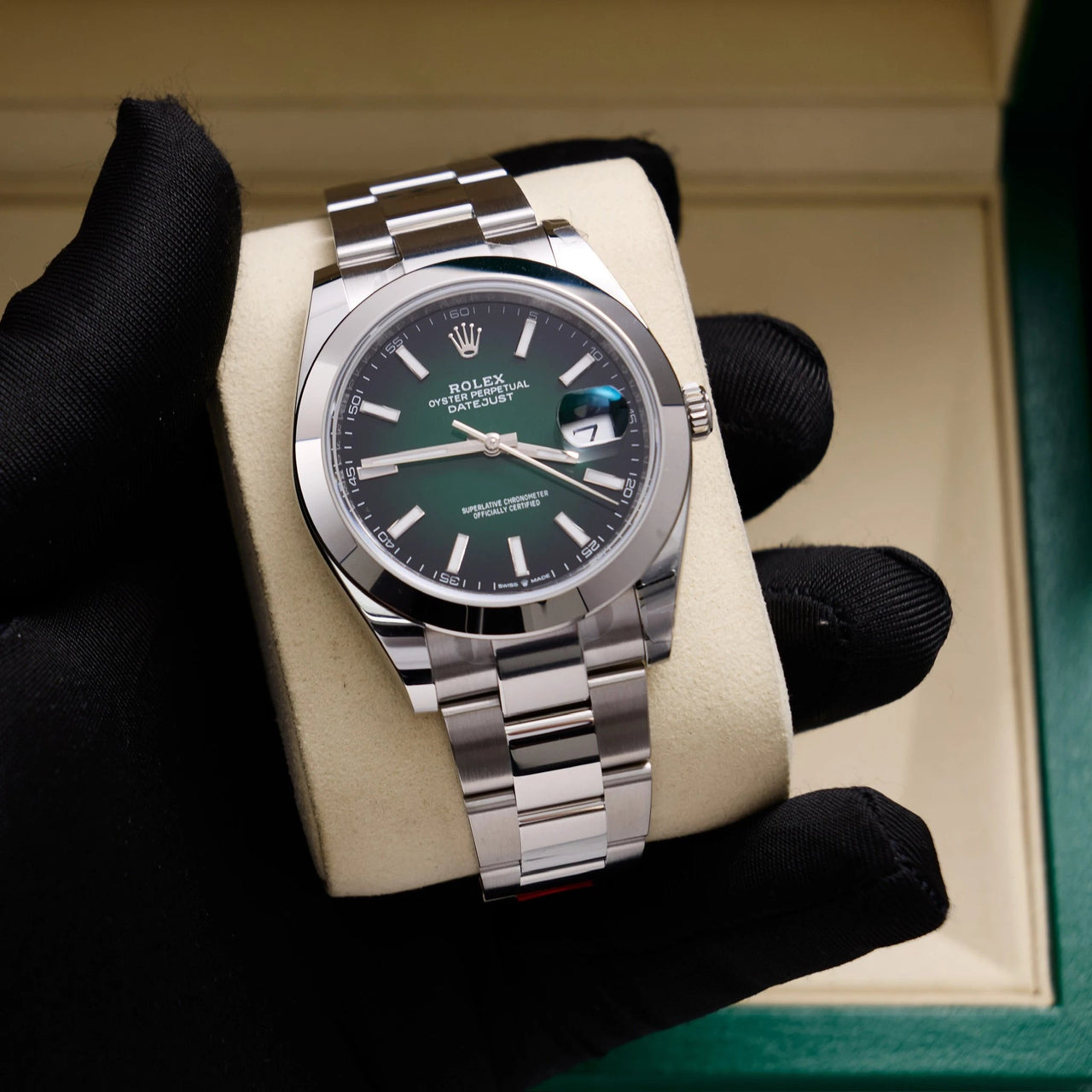 Rolex Datejust 41mm Oystersteel Green Ombré Dial Smooth Bezel Oyster Bracelet 2026 New Release (Ref 126300) - WatchesOff5thWatch