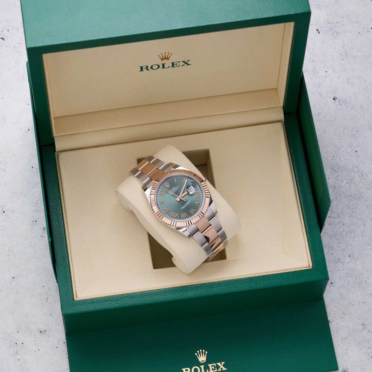Rolex Datejust 41mm Steel and Everose Gold Mint Green Dial Fluted Bezel Oyster Bracelet 2026 New Release (Ref# 126331-0021) - WatchesOff5thWatch