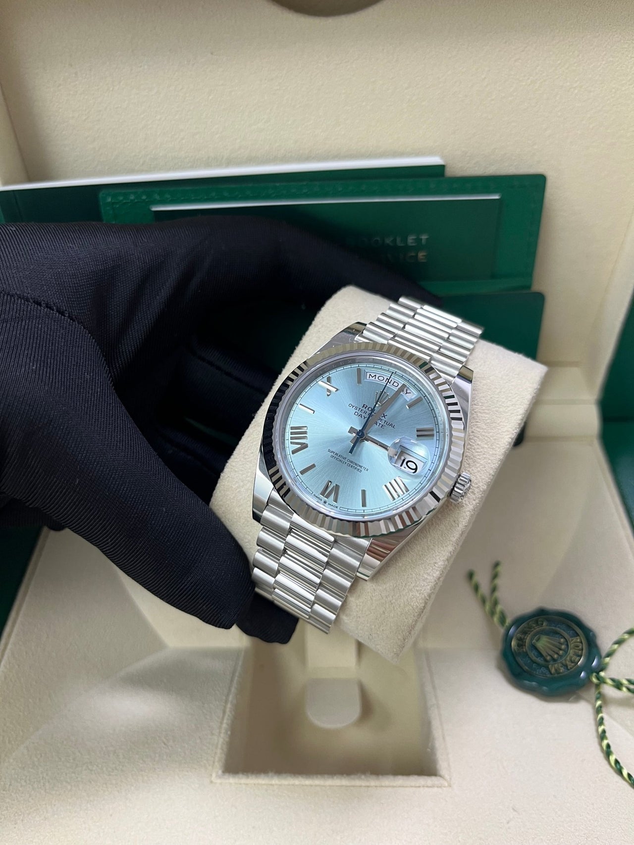 Rolex Day - Date 40 Platinum Day - Date 40 Watch - Fluted Bezel - Ice Blue Roman Dial President Bracelet 228236 - WatchesOff5thWatch