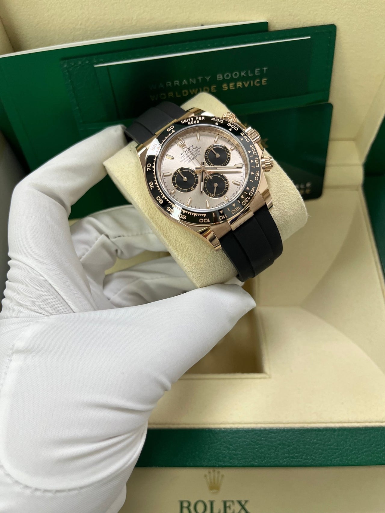 Rolex Daytona Cosmograph Daytona Black Bezel - Sundust And Black Index Dial - Oysterflex Strap 126515ln - WatchesOff5thWatch