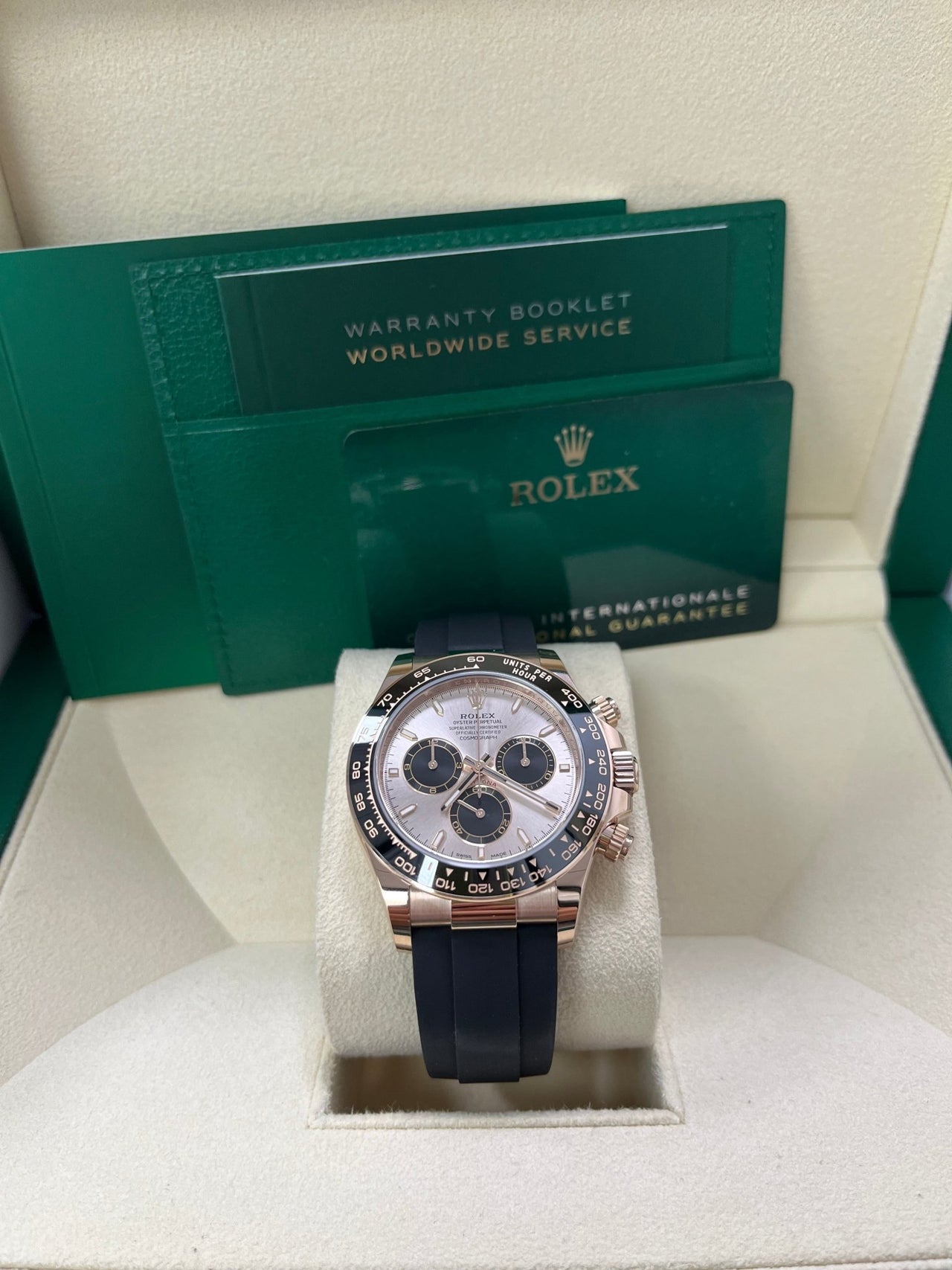 Rolex Daytona Cosmograph Daytona Black Bezel - Sundust And Black Index Dial - Oysterflex Strap 126515ln - WatchesOff5thWatch