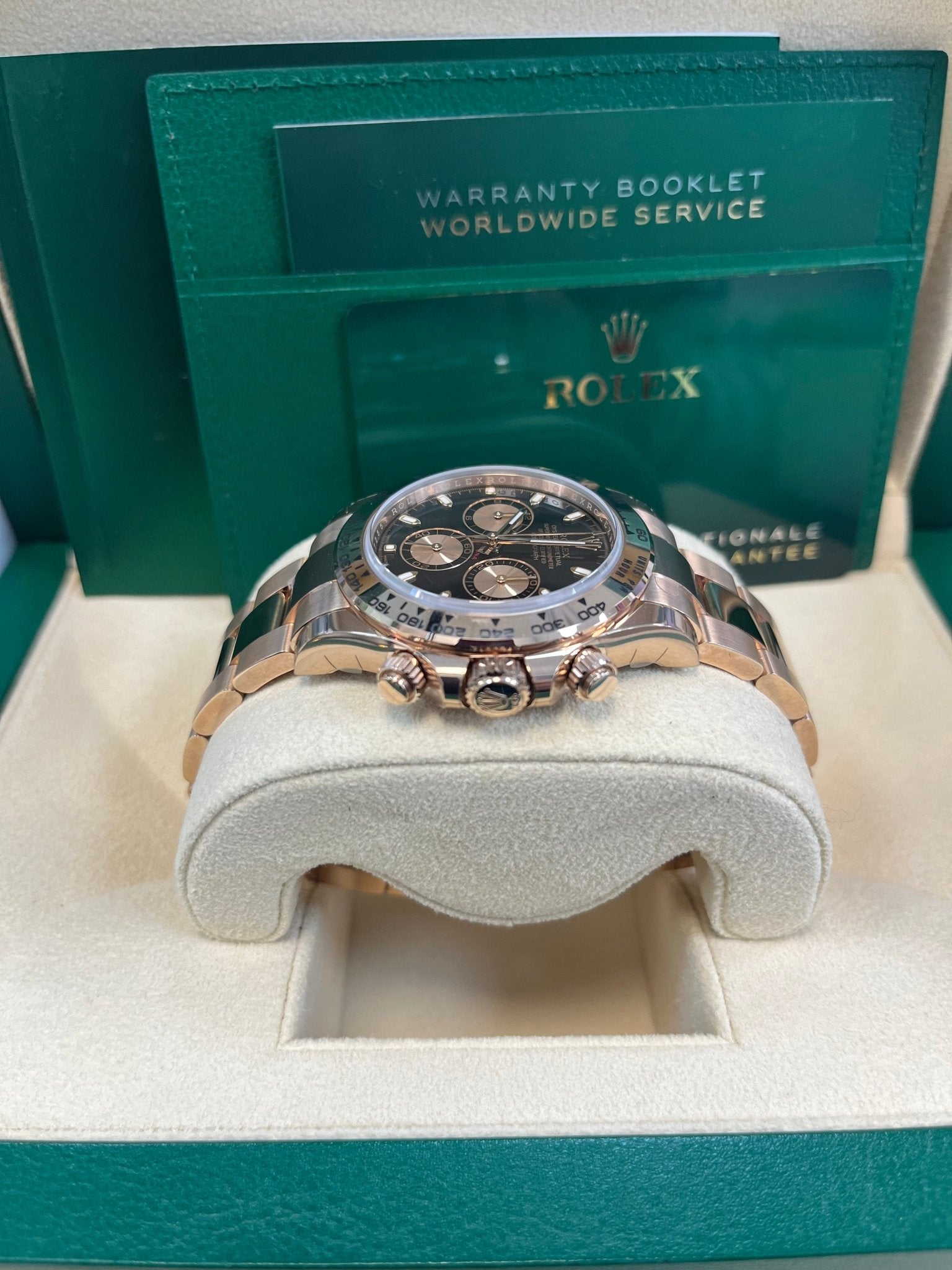 Rolex Daytona Everose Gold Cosmograph/ Black Index Dial (Ref