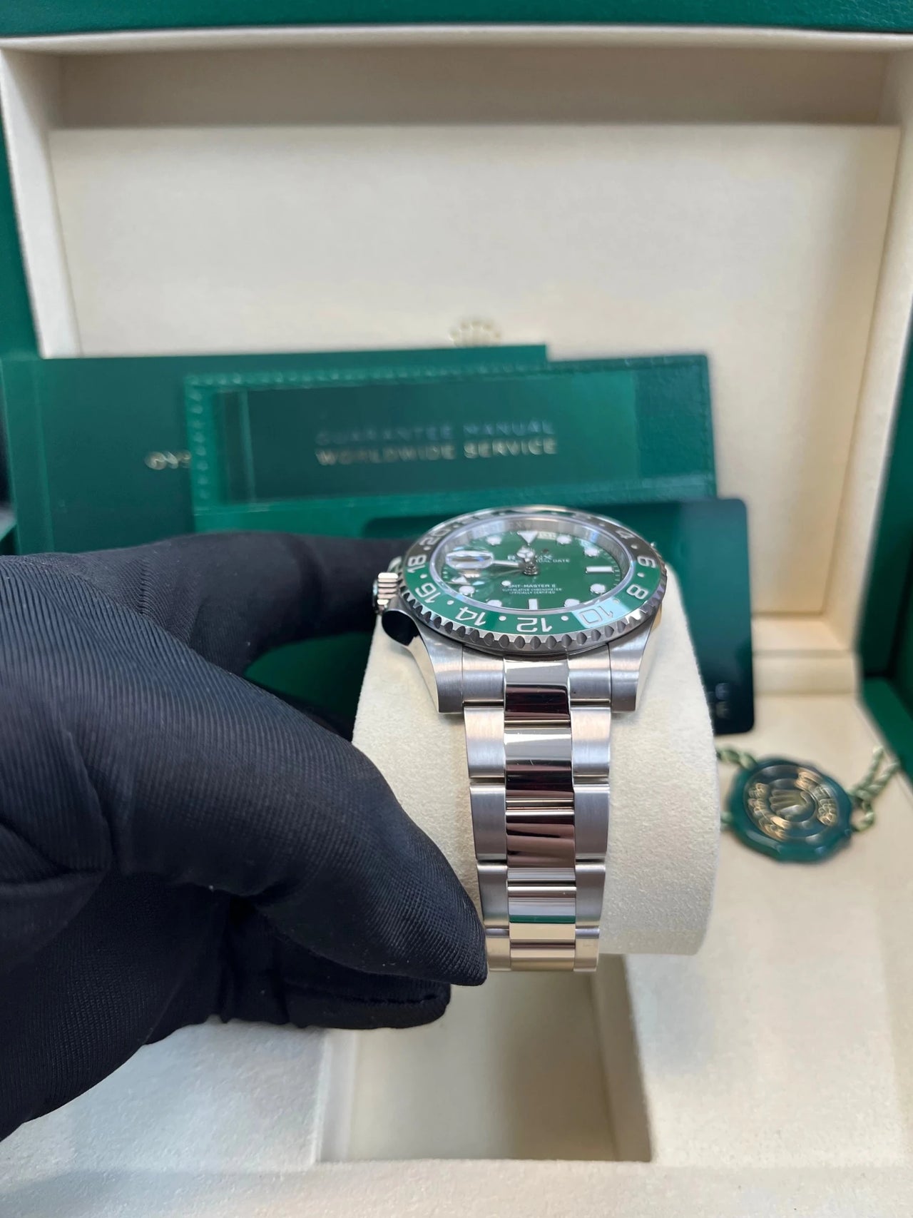 Rolex GMT - Master II Left - Hand 40mm 18K White Gold Green Ceramic Dial Green Black Cerachrom Bezel Oyster Bracelet (Ref 126729VTNR) - WatchesOff5thWatch