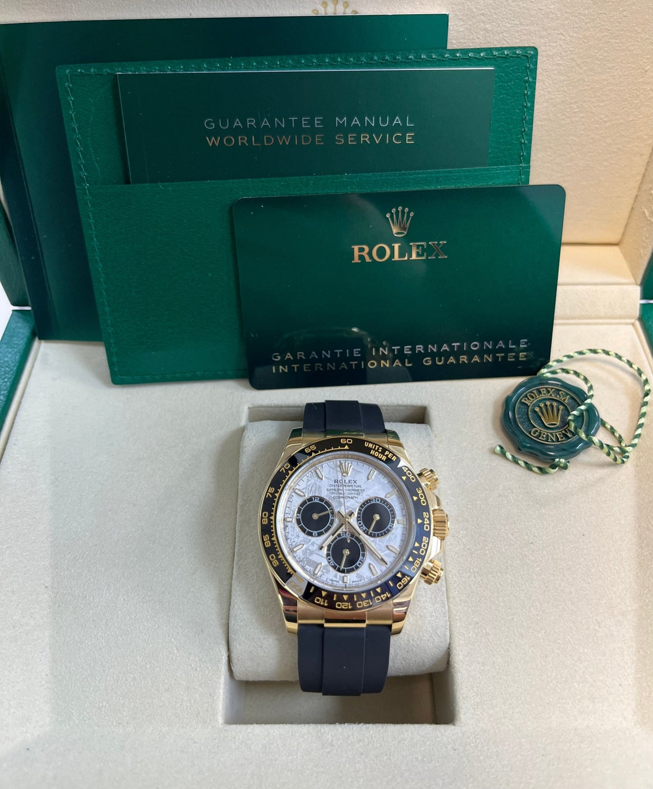 Rolex New 2025 Release Meteorite Dial Daytona Oysterflex 126518 - WatchesOff5thWatch