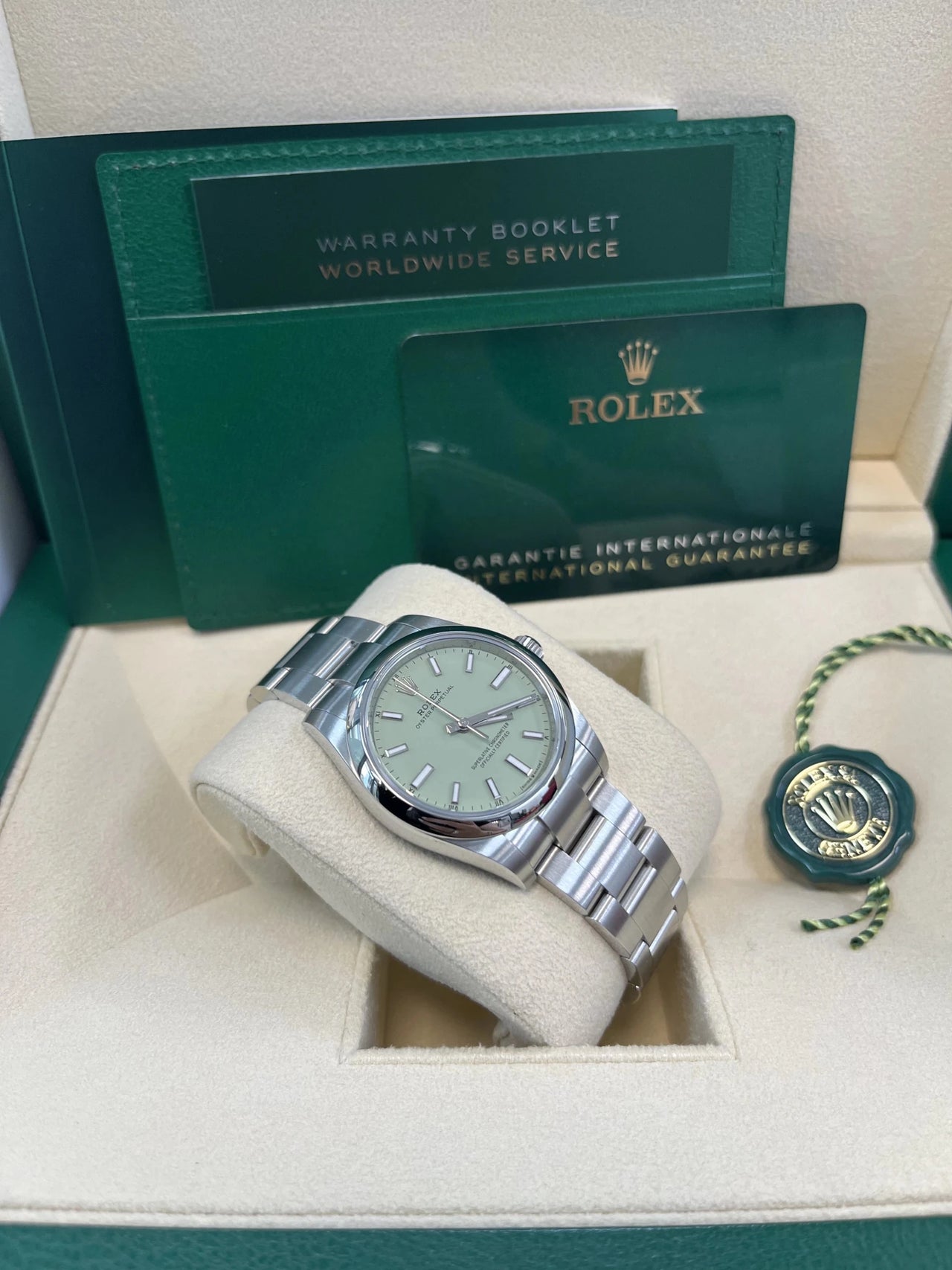 Rolex New 2025 Release Oyster Perpetual 31mm Stainless Steel Pistachio Dial 277200 - WatchesOff5thWatch