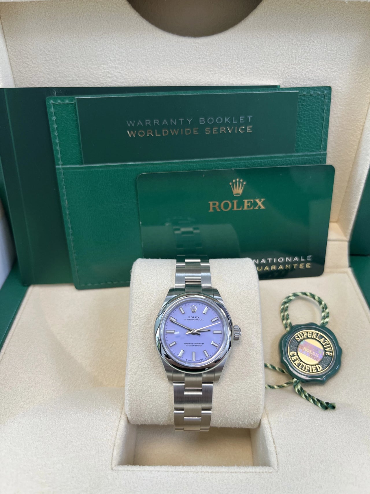 Rolex Oyster Perpetual - rolex-oyster-perpetual-31-277200-lavender-presentation-box.webp