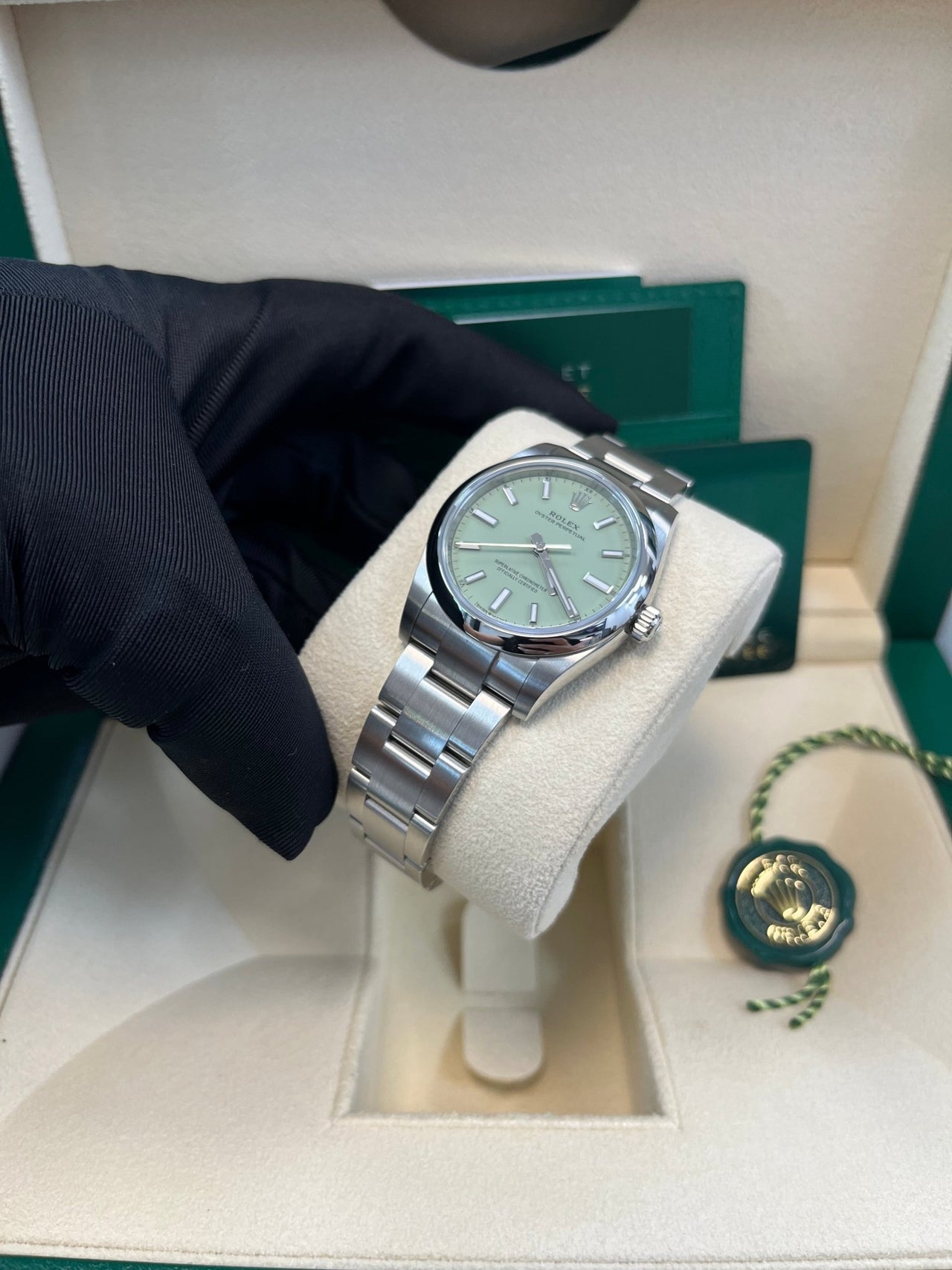 Rolex Oyster Perpetual 34 mm Pistachio Dial 124200 - WatchesOff5th