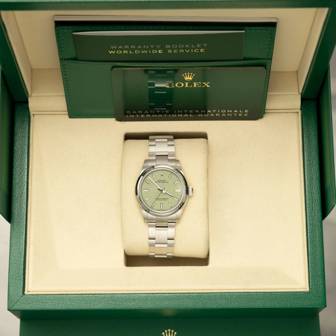 Rolex Oyster Perpetual 34 | Pistachio Dial (Ref 124200) - WatchesOff5thWristwatch