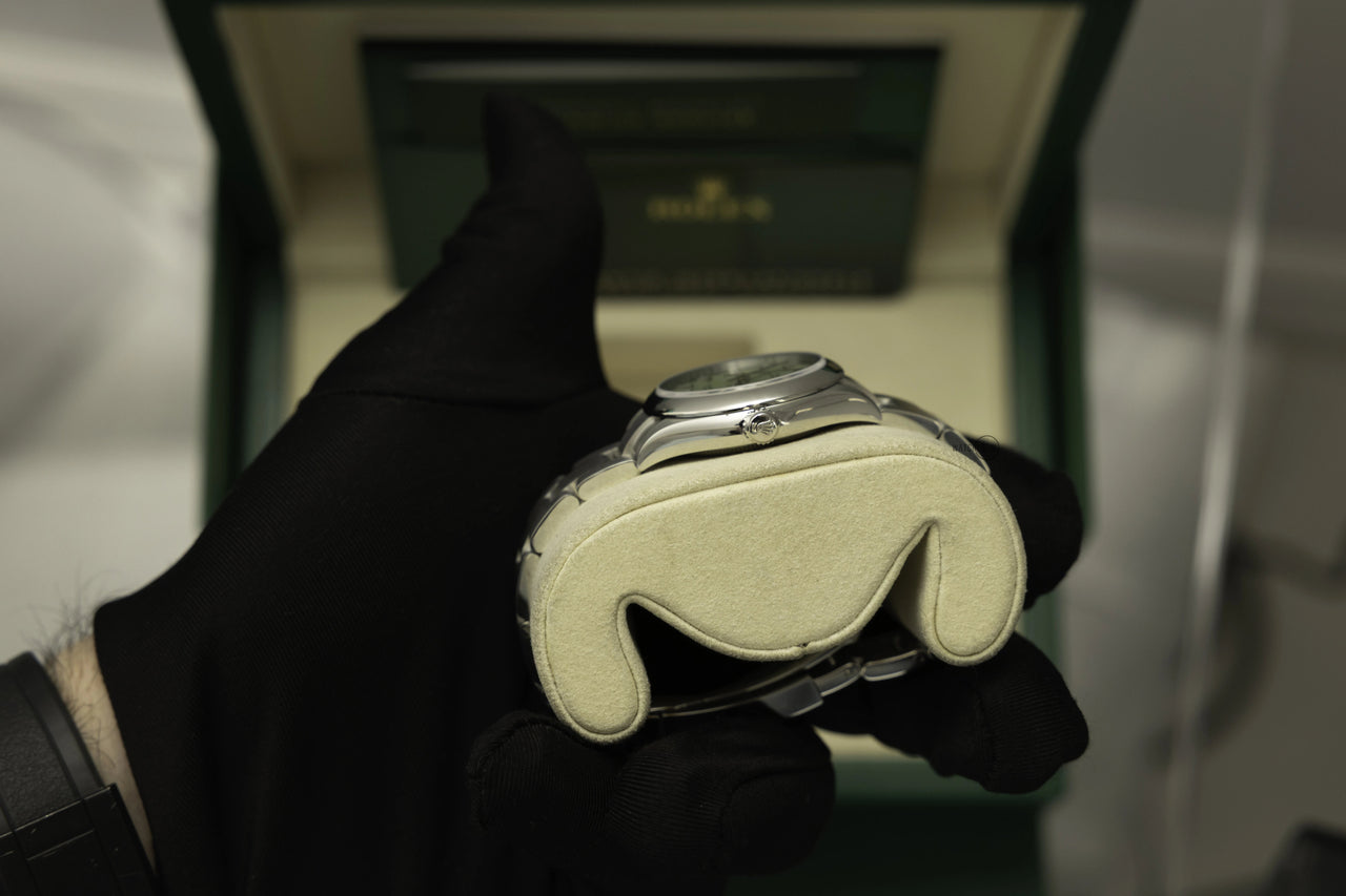 Rolex Oyster Perpetual 34 | Pistachio Dial (Ref 124200) - WatchesOff5thWristwatch