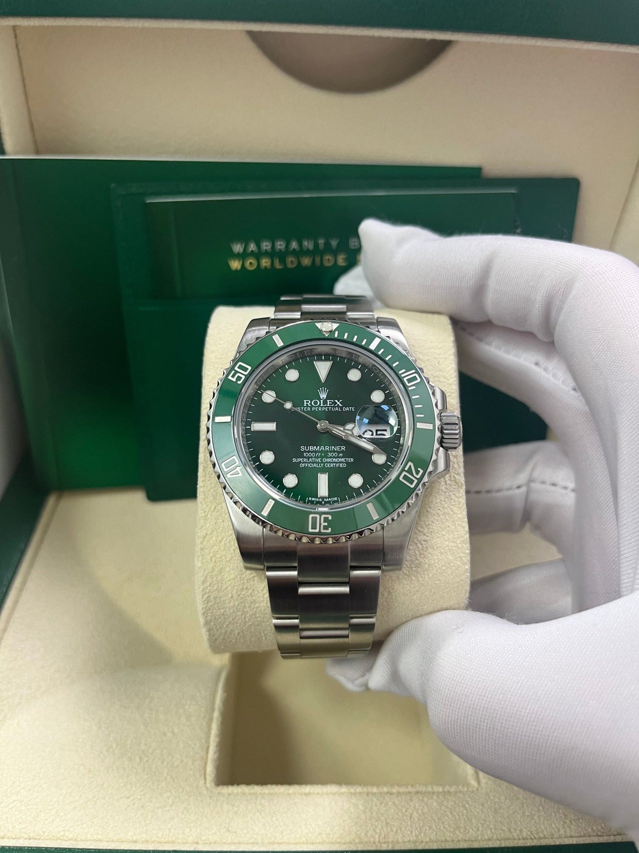 Rolex Submariner Date Stainless Steel The Hulk Green Dial 116610LV NEW ROLEX GREEN CARD