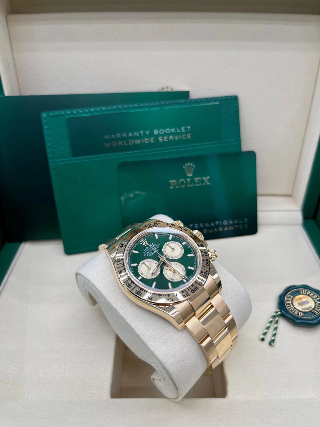 ROLEX DAYTONA風　壁掛時計ゴールド×グリーン　人気色 Rolex Yellow Gold Cosmograph Daytona New Release 2025 Green Dial