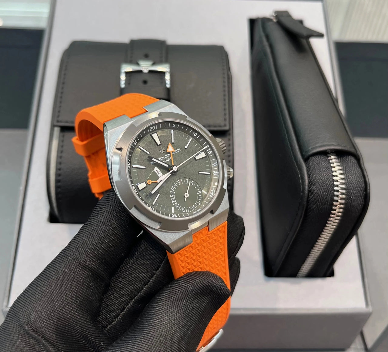 Vacheron Constantin Overseas Dual Time Cardinal Points 41mm Titanium Green Dial (Ref 7930V/210T - H075) - WatchesOff5thWatch