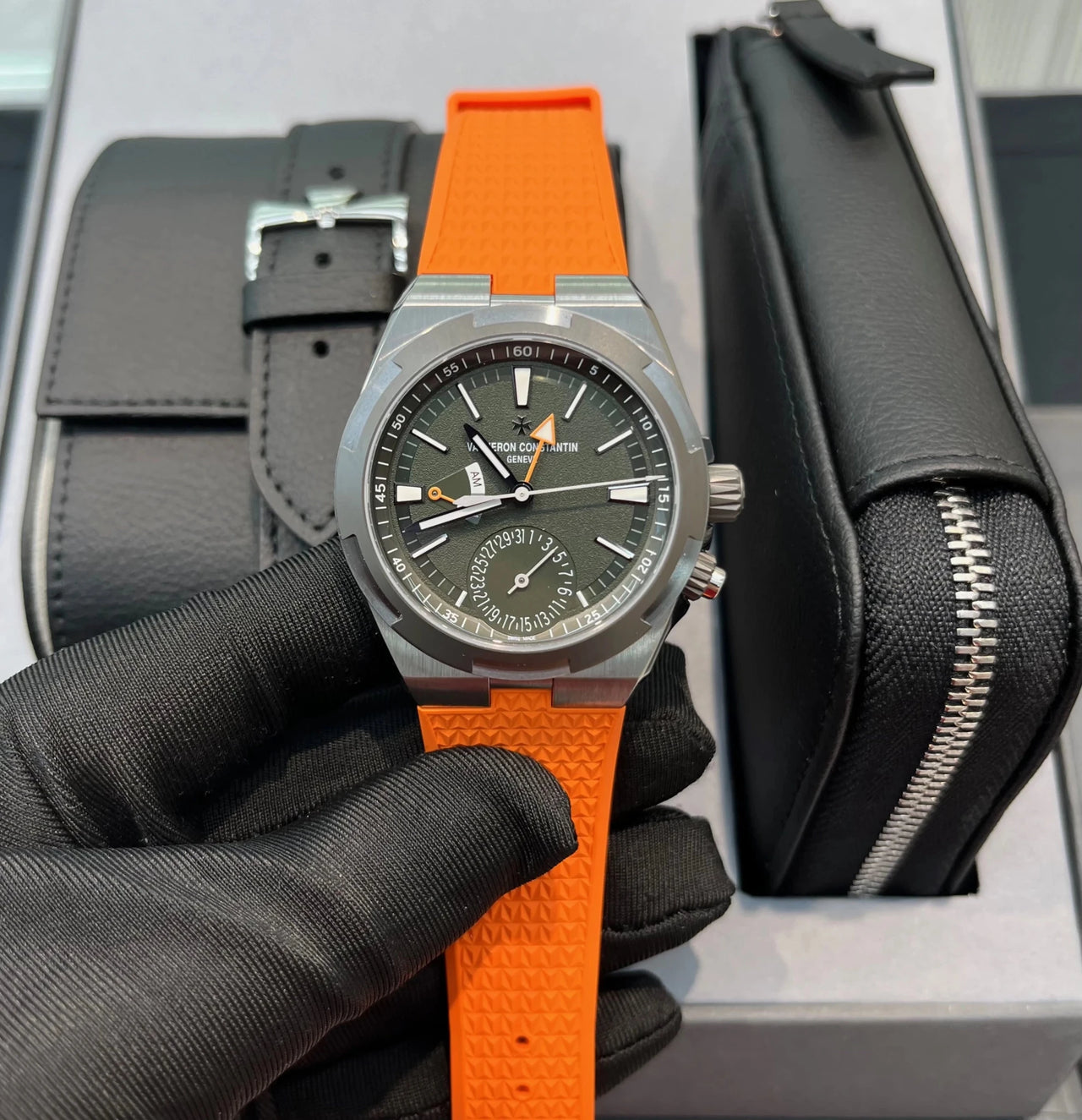Vacheron Constantin Overseas Dual Time Cardinal Points 41mm Titanium Green Dial (Ref 7930V/210T - H075) - WatchesOff5thWatch