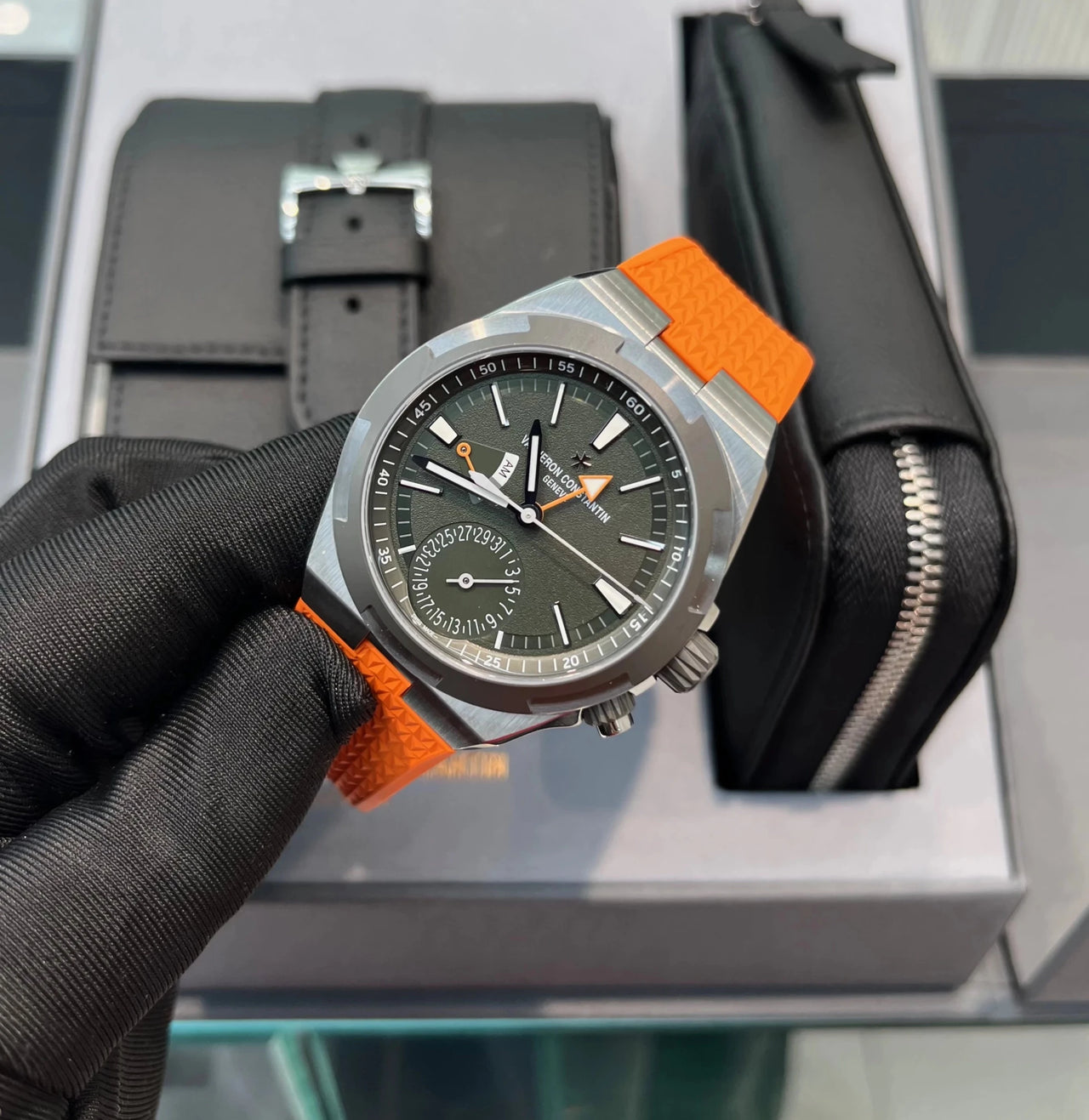 Vacheron Constantin Overseas Dual Time Cardinal Points 41mm Titanium Green Dial (Ref 7930V/210T - H075) - WatchesOff5thWatch