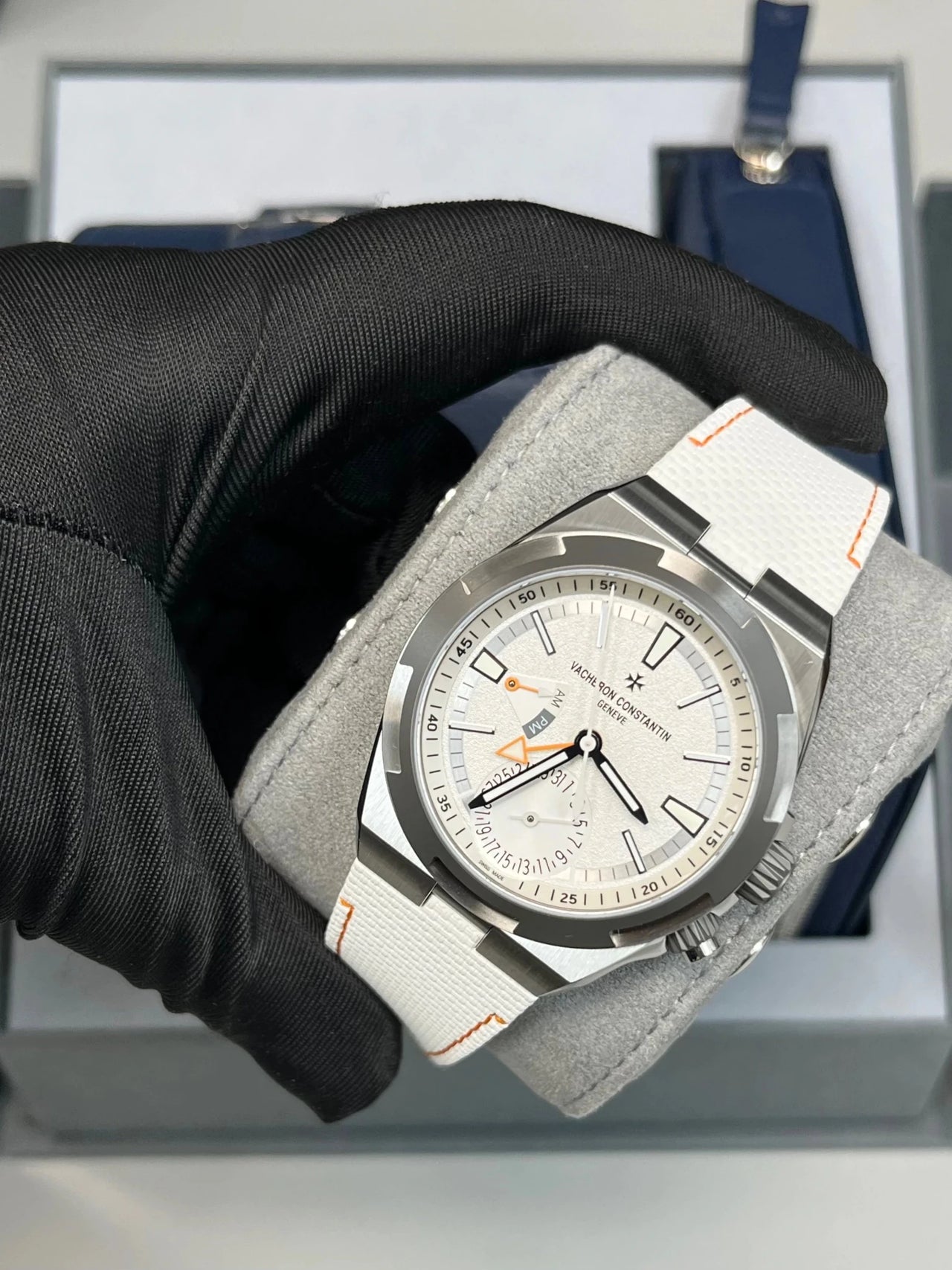 Vacheron Constantin Overseas Dual Time Cardinal Points 41mm Titanium White Dial (Ref 7930V/210T - H073) - WatchesOff5thWatch