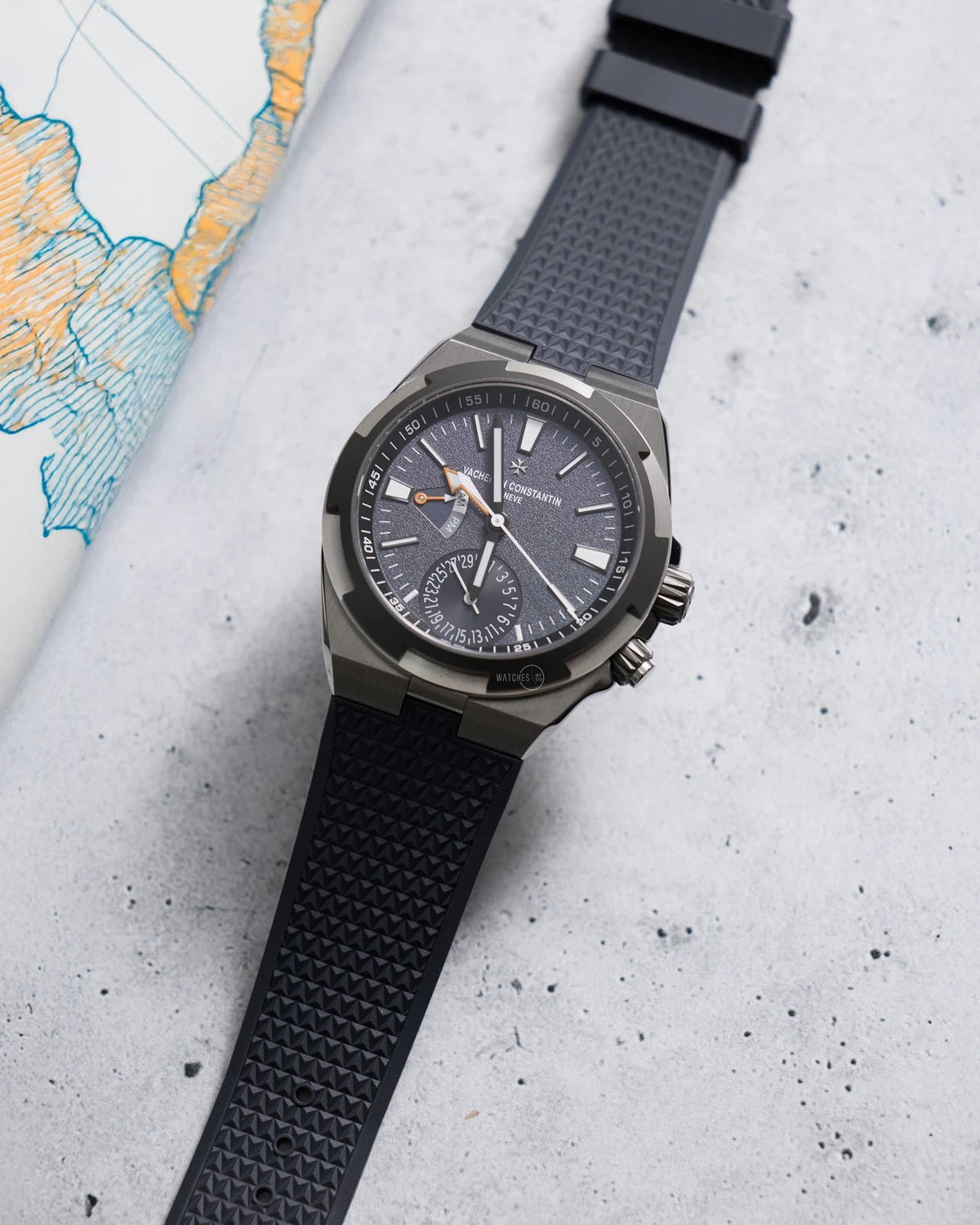 Vacheron Overseas Everest Dual Time 7910V | Titanium LE