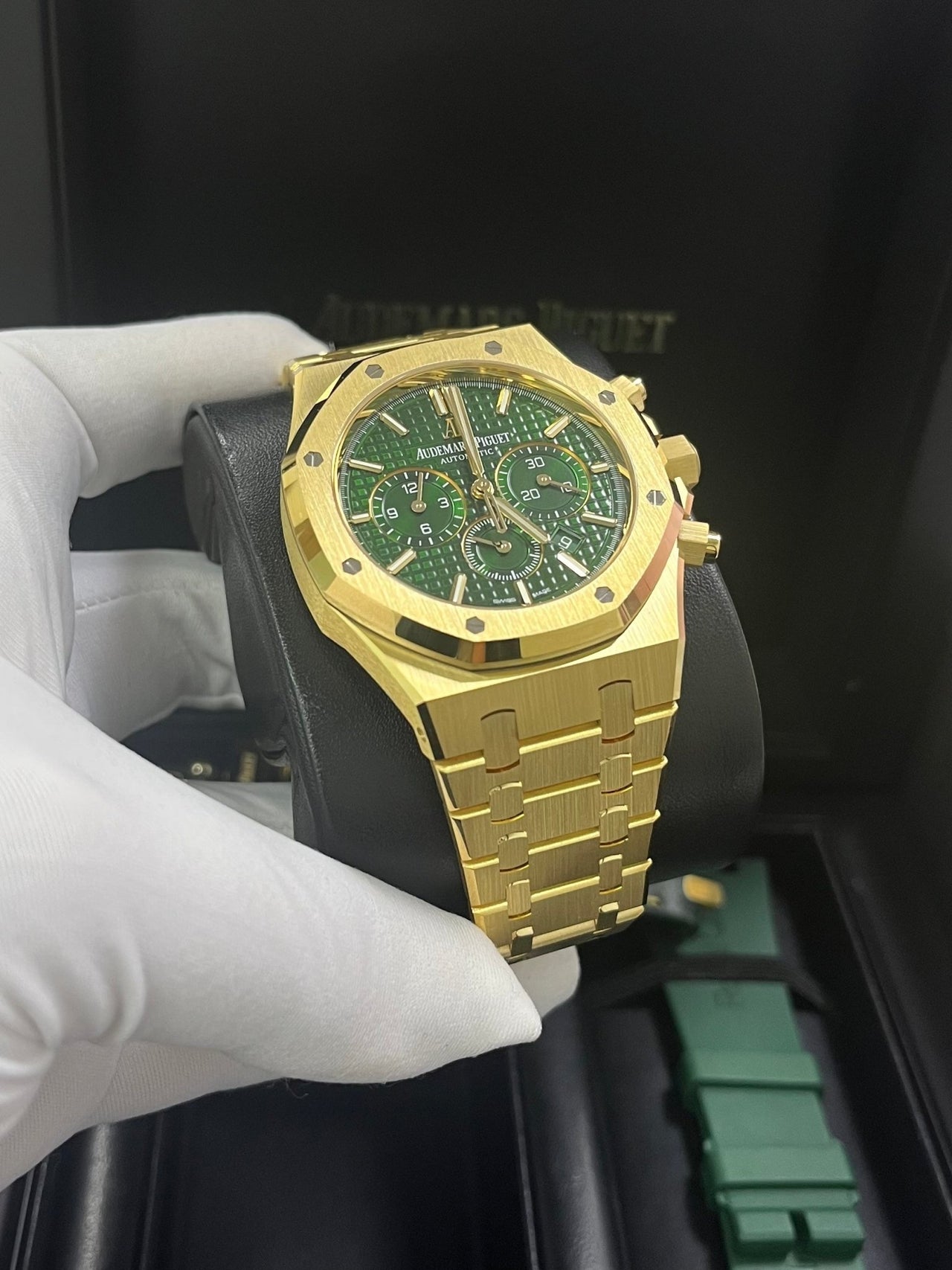 Audemars Piguet 41 mm Royal Oak Selfwinding Chronograph (Reference # 26331BA.OO.1220BA.02) - WatchesOff5thWatch