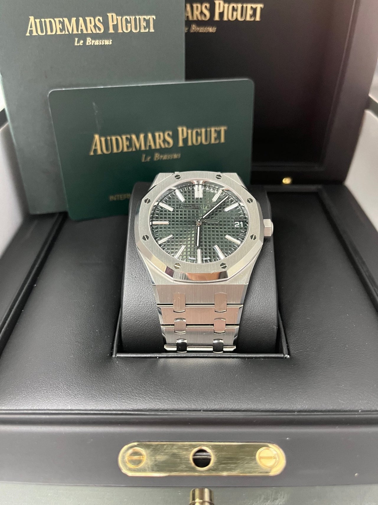 Audemars Piguet Royal Oak "50th Anniversary" Green Dial 15510ST.OO.1320ST.04 - WatchesOff5th