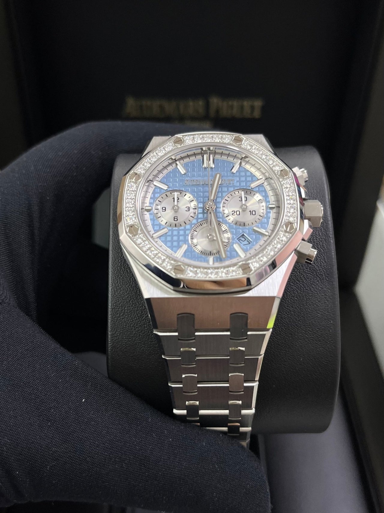 Audemars Piguet Royal Oak Chronograph 26715ST.ZZ.1356ST.01 - WatchesOff5thWatch