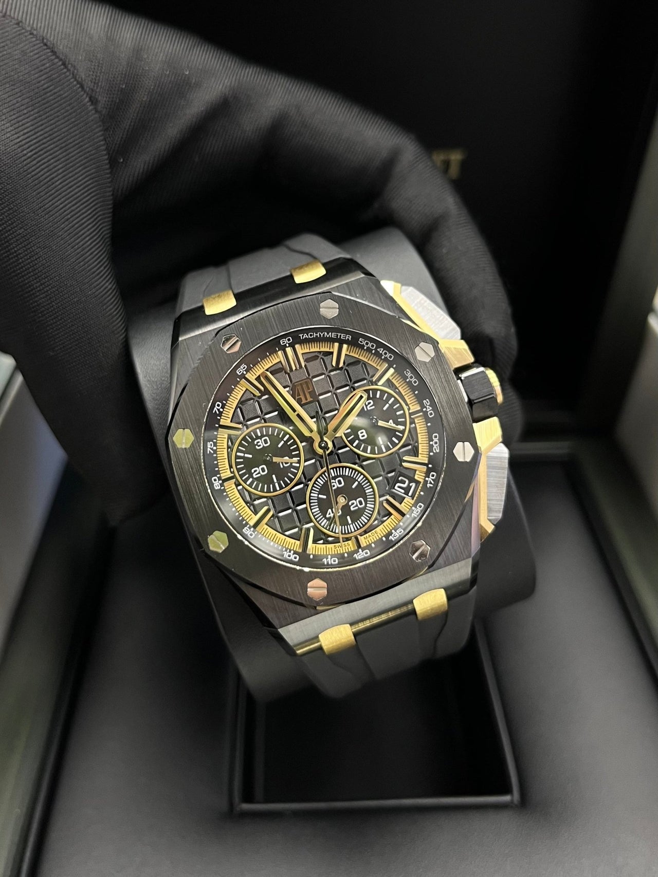 Audemars Piguet Royal Oak Offshore (Ref# 26420CE.OO.A127CR.01) - WatchesOff5th