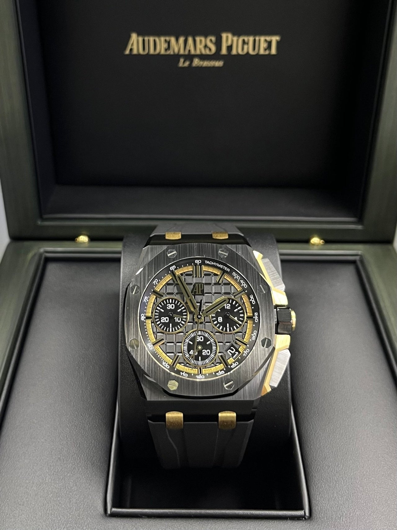 Audemars Piguet Royal Oak Offshore (Ref# 26420CE.OO.A127CR.01) - WatchesOff5th